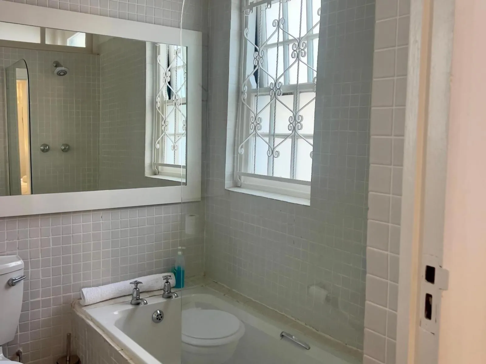 Bathroom in Liberty Lodge Guest House