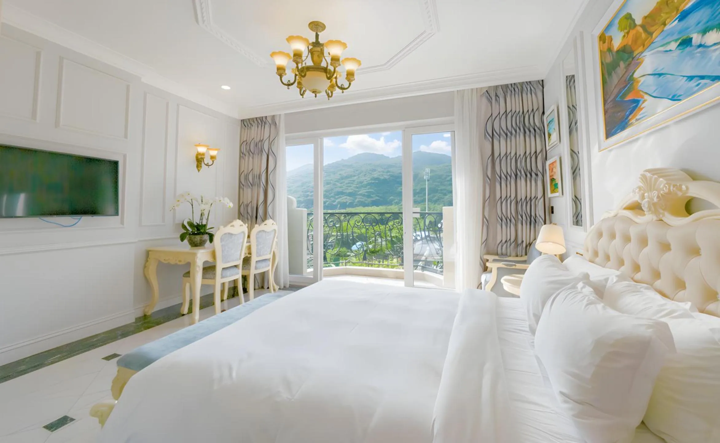 Bedroom, Bed in Lan Rung Beach Resort