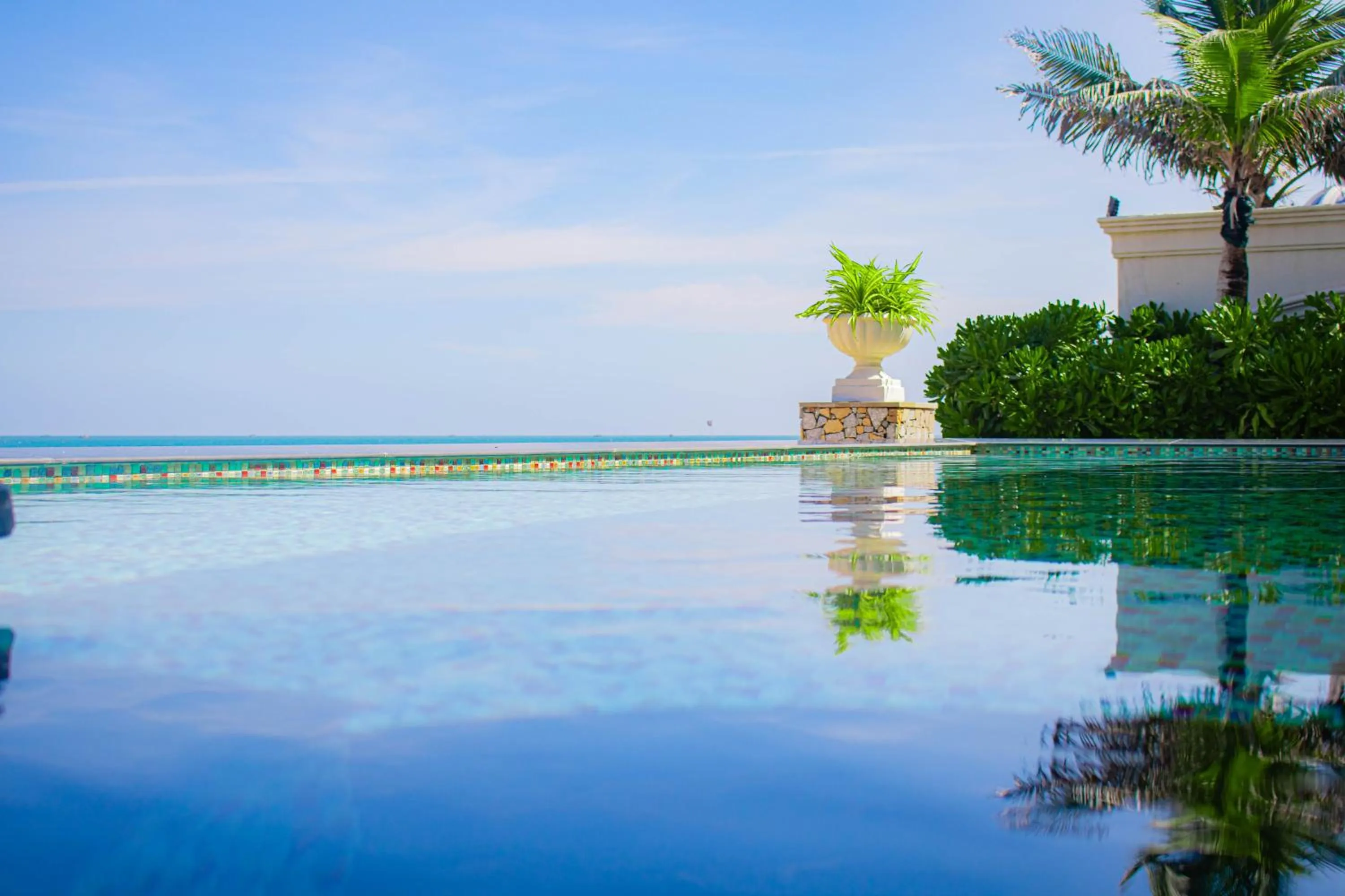 Property building in Lan Rung Beach Resort