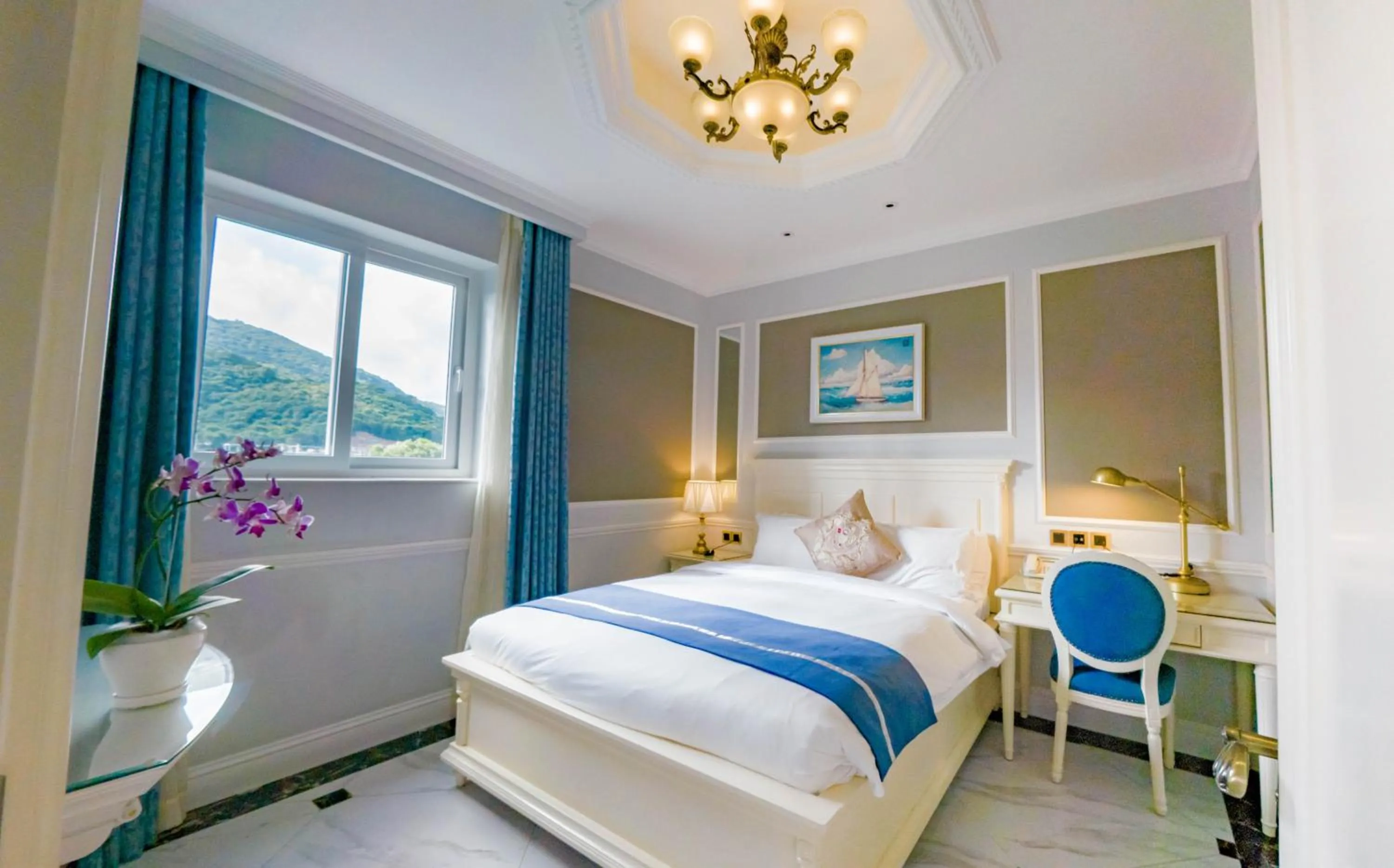 Bedroom, Bed in Lan Rung Beach Resort