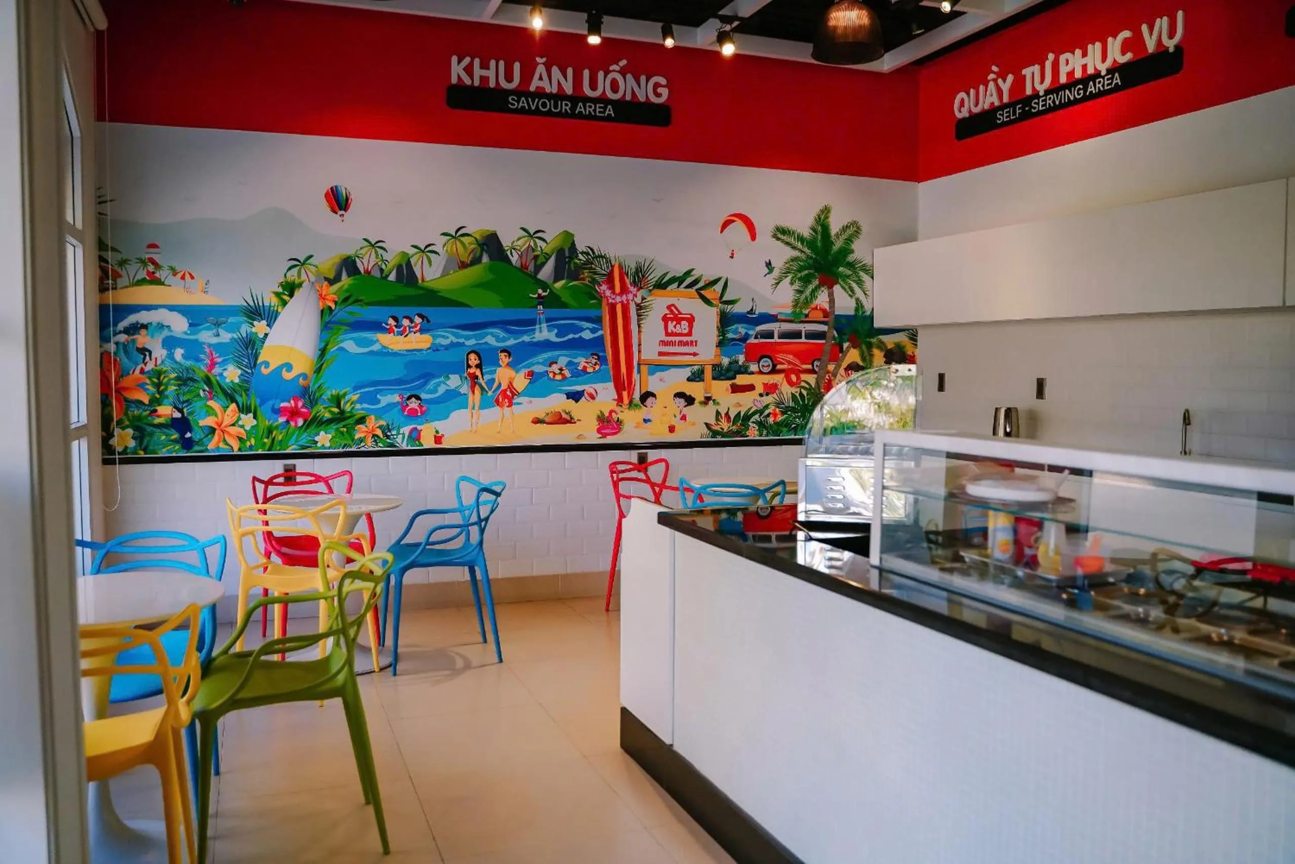 Shopping Area in Lan Rung Beach Resort