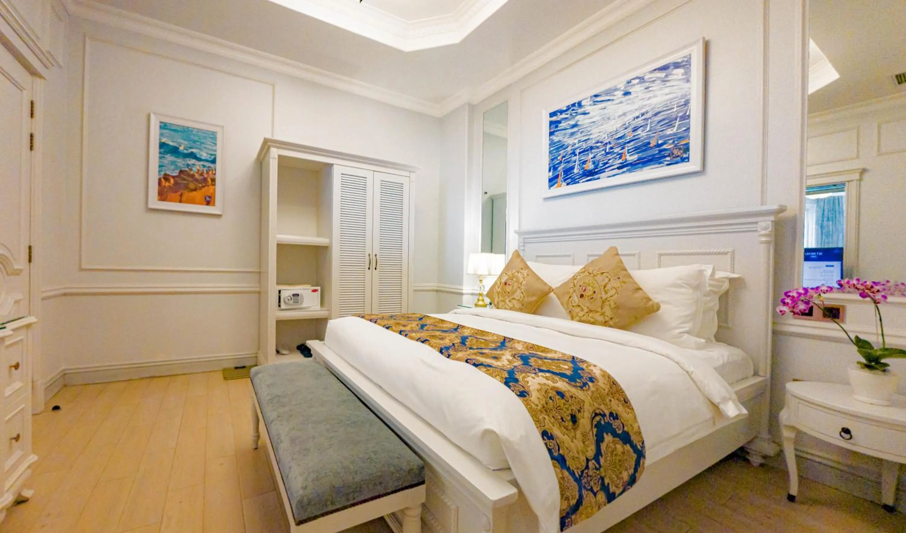 Bedroom, Bed in Lan Rung Beach Resort