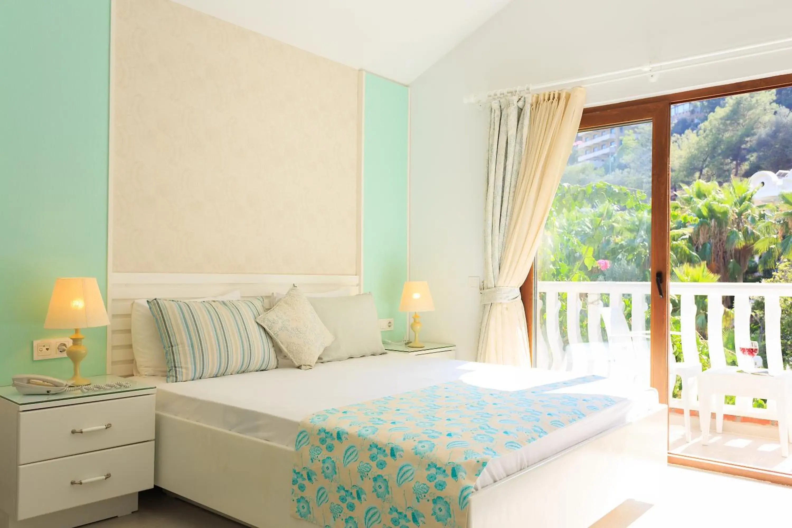 Superior Double Room in Flamingo Hotel & Spa - Pet Friendly Superior Double Room in Flamingo Hotel & Spa - Pet Friendly