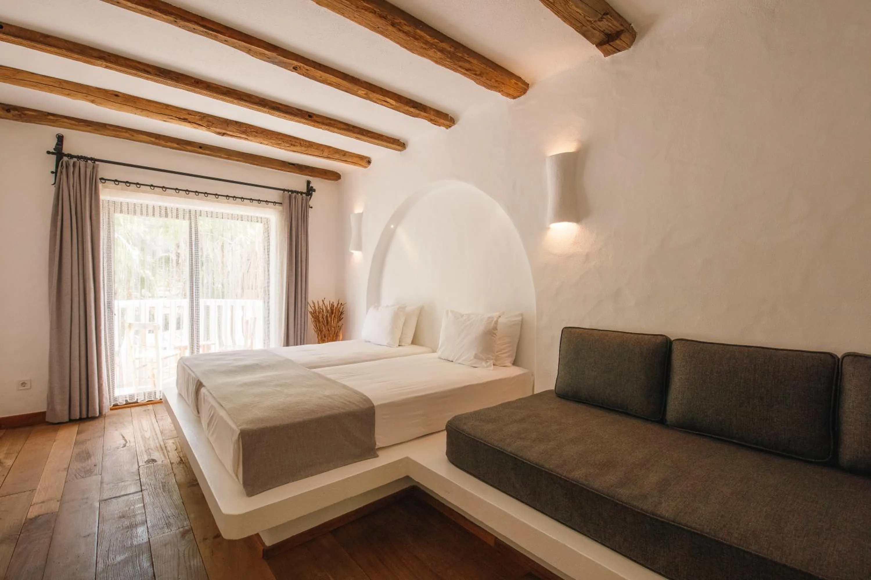 Bed in Flamingo Hotel & Spa - Pet Friendly