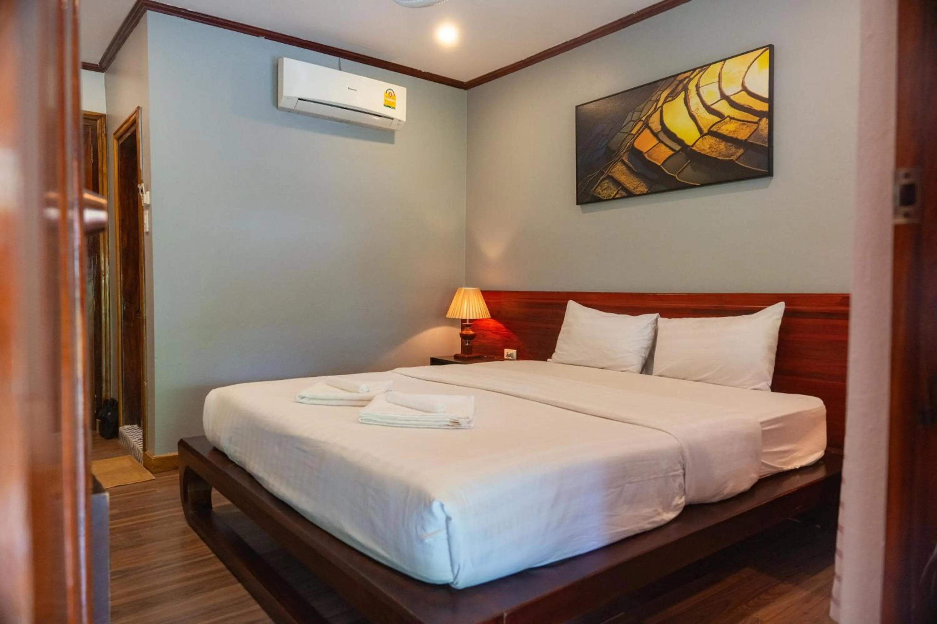 Bed in Villa Namkhan River