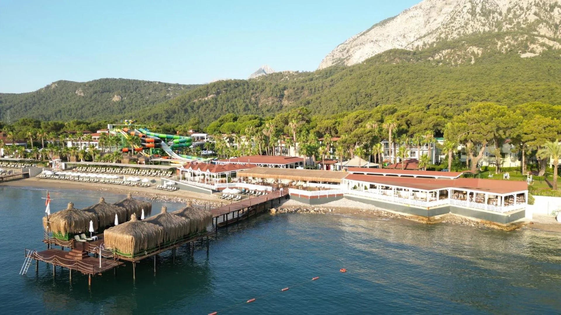 Beach in Crystal Flora Pearl Collection - Ultimate All Inclusive