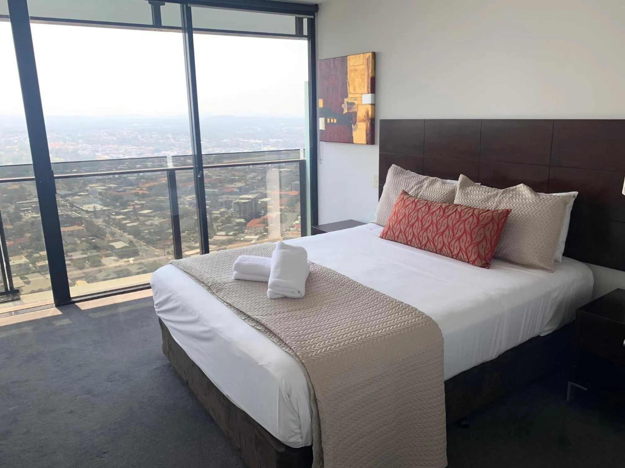 Bed in Circle on Cavill - Hosted by Coastal Letting Co.