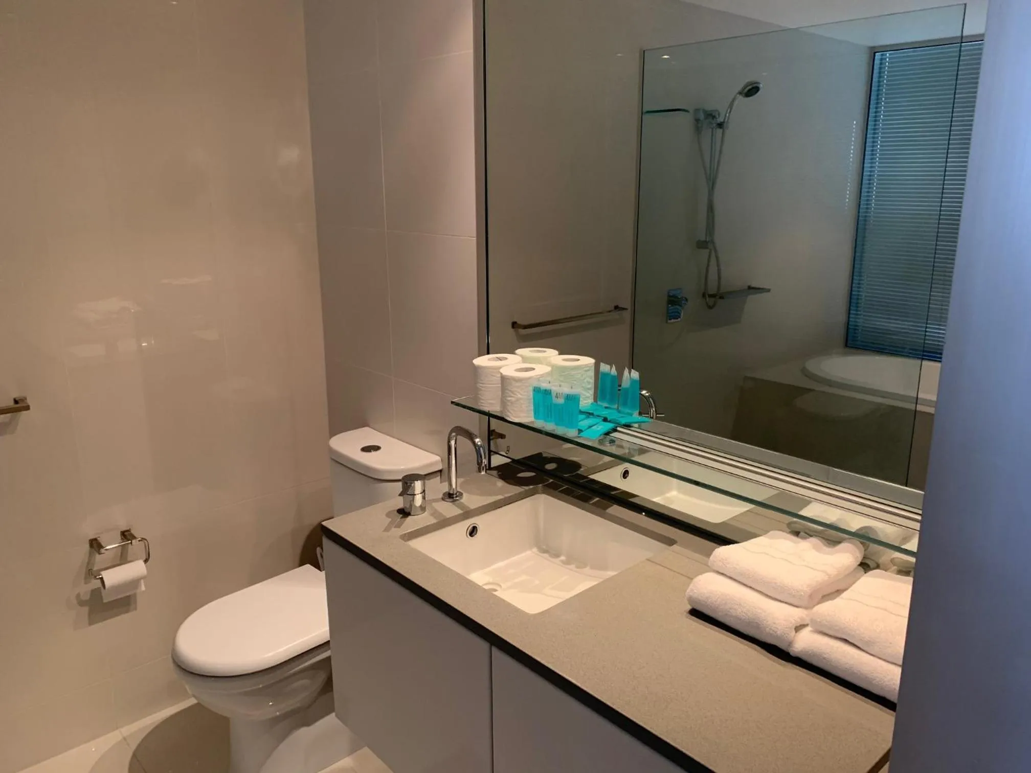 Circle on Cavill - Hosted by Coastal Letting Co.