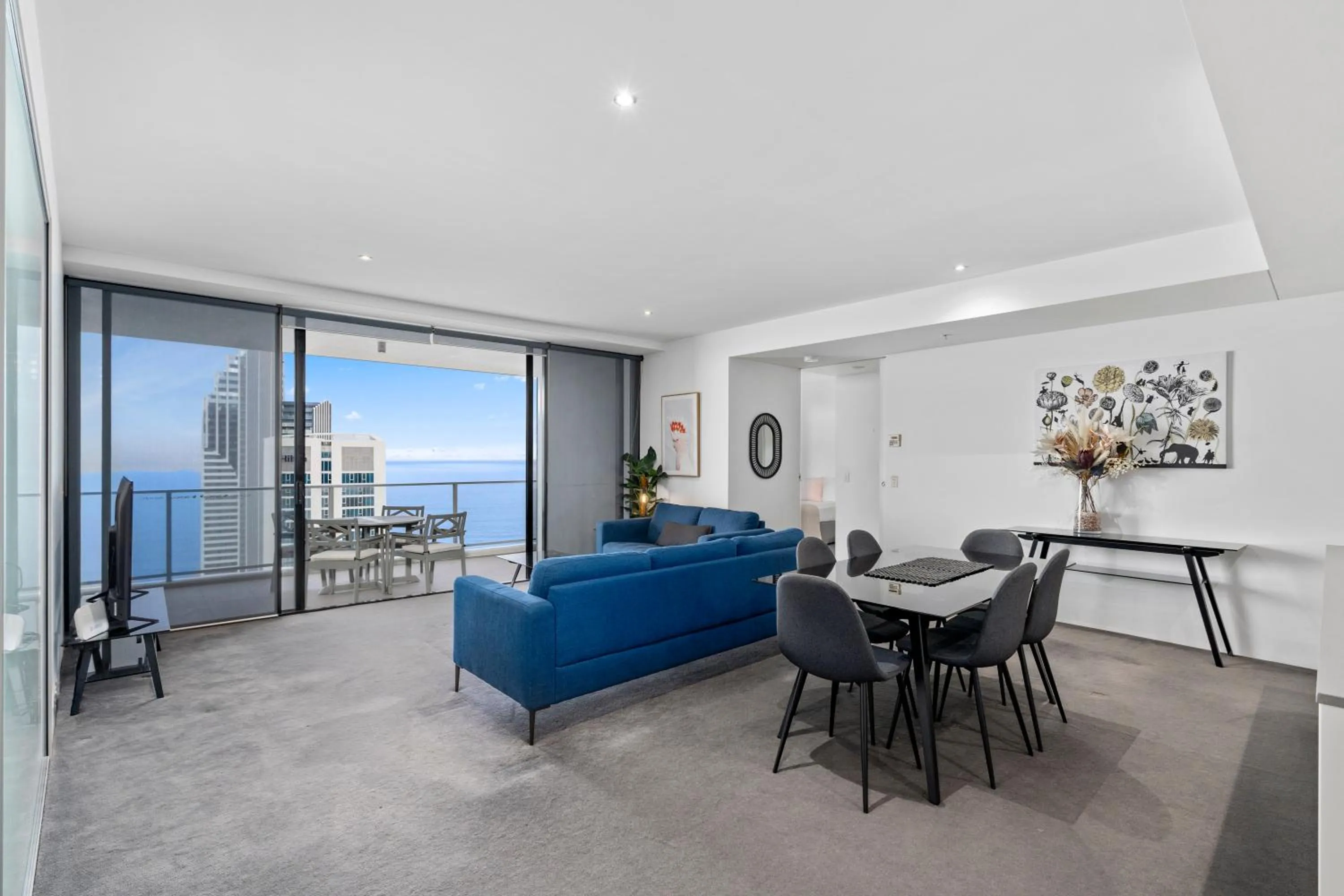 Circle on Cavill - Hosted by Coastal Letting Co.