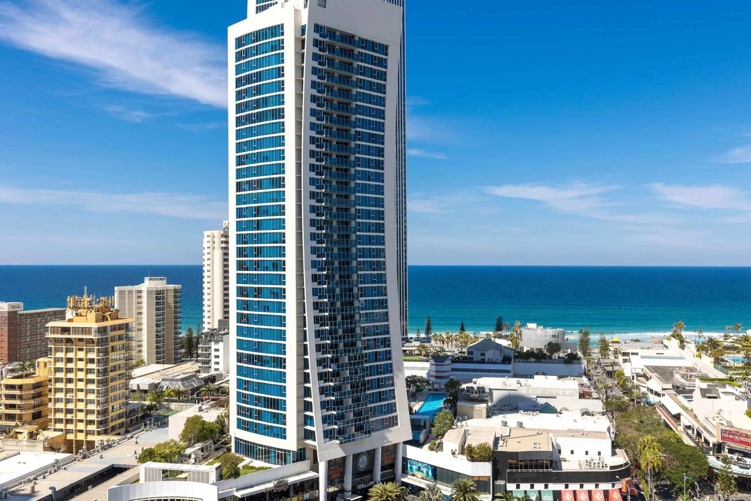 Circle on Cavill - Hosted by Coastal Letting Co.