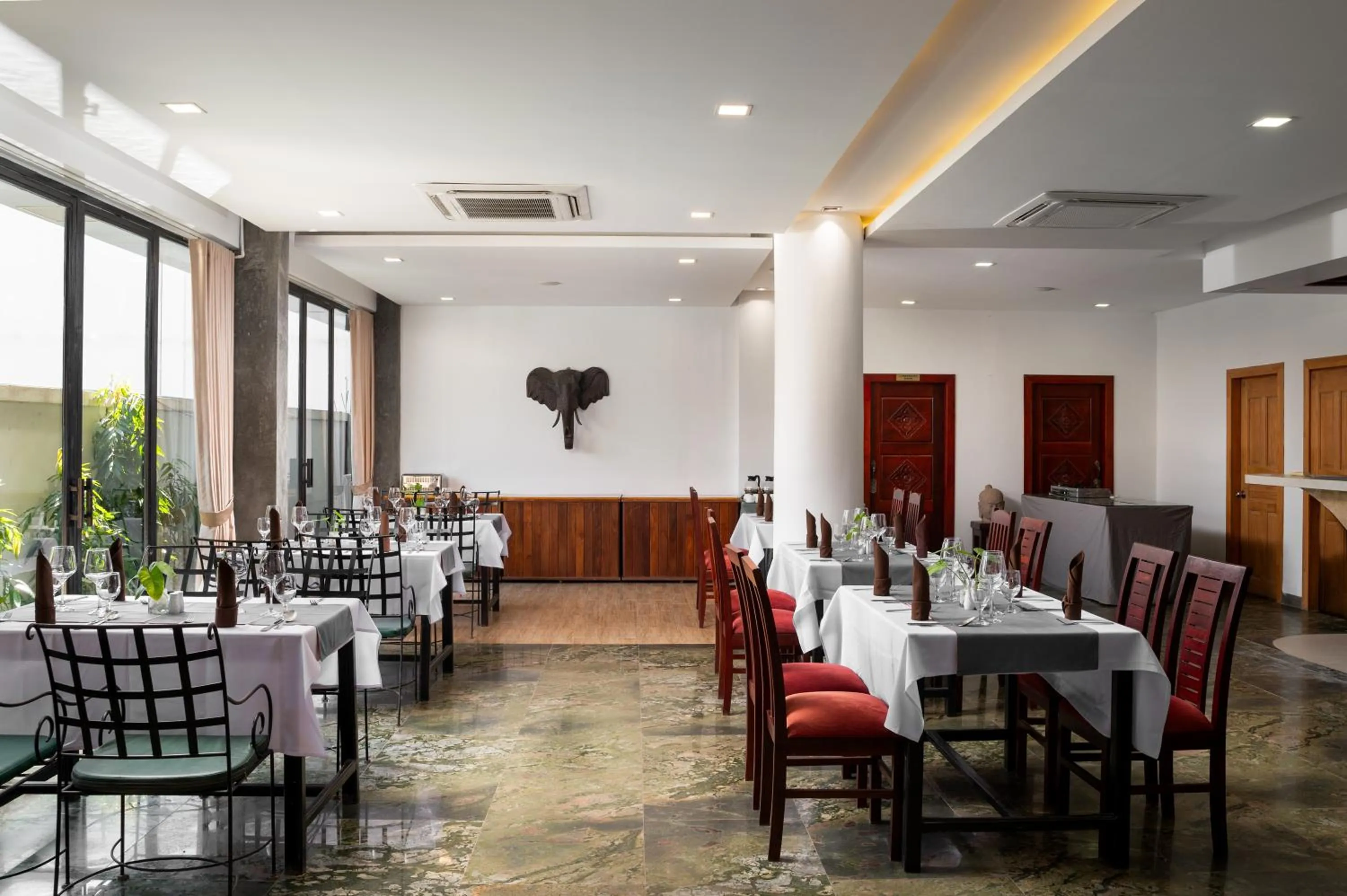 Restaurant/places to eat in SIEM REAP RIVER VIEW Residence