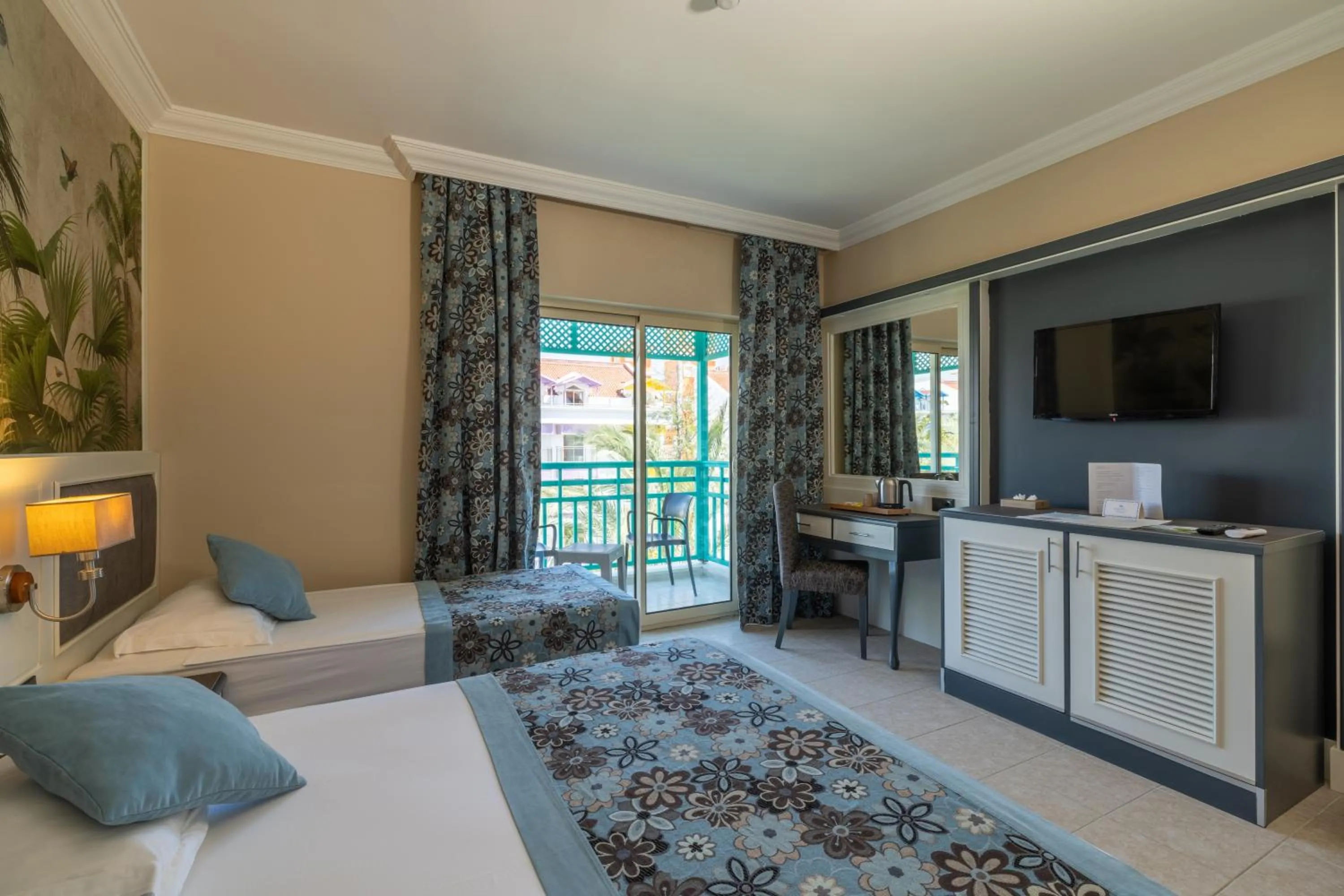 Photo of the whole room, Bed in Crystal Paraiso Aqua Collection - Ultimate All Inclusive