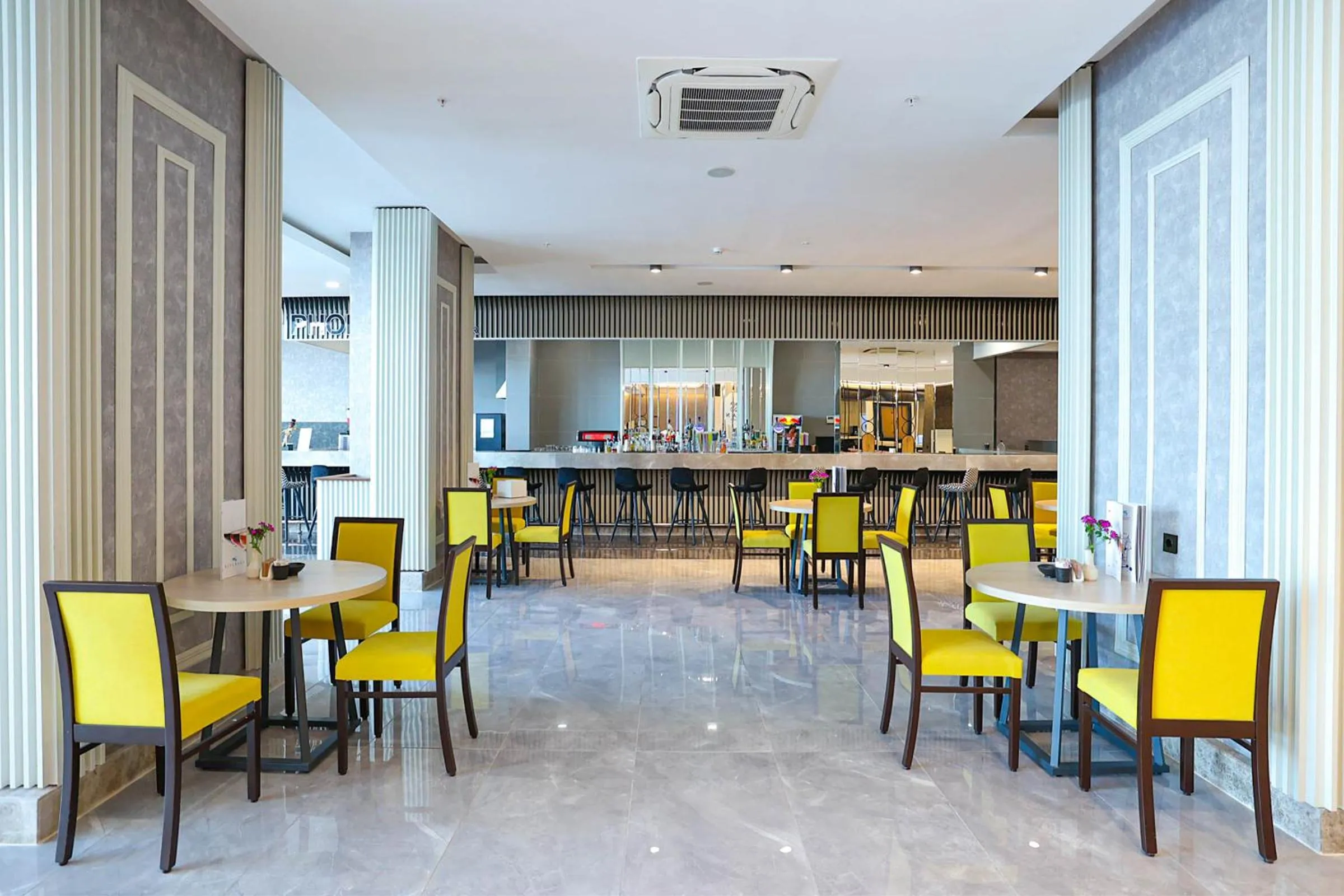 Restaurant/places to eat in Crystal Paraiso Aqua Collection - Ultimate All Inclusive