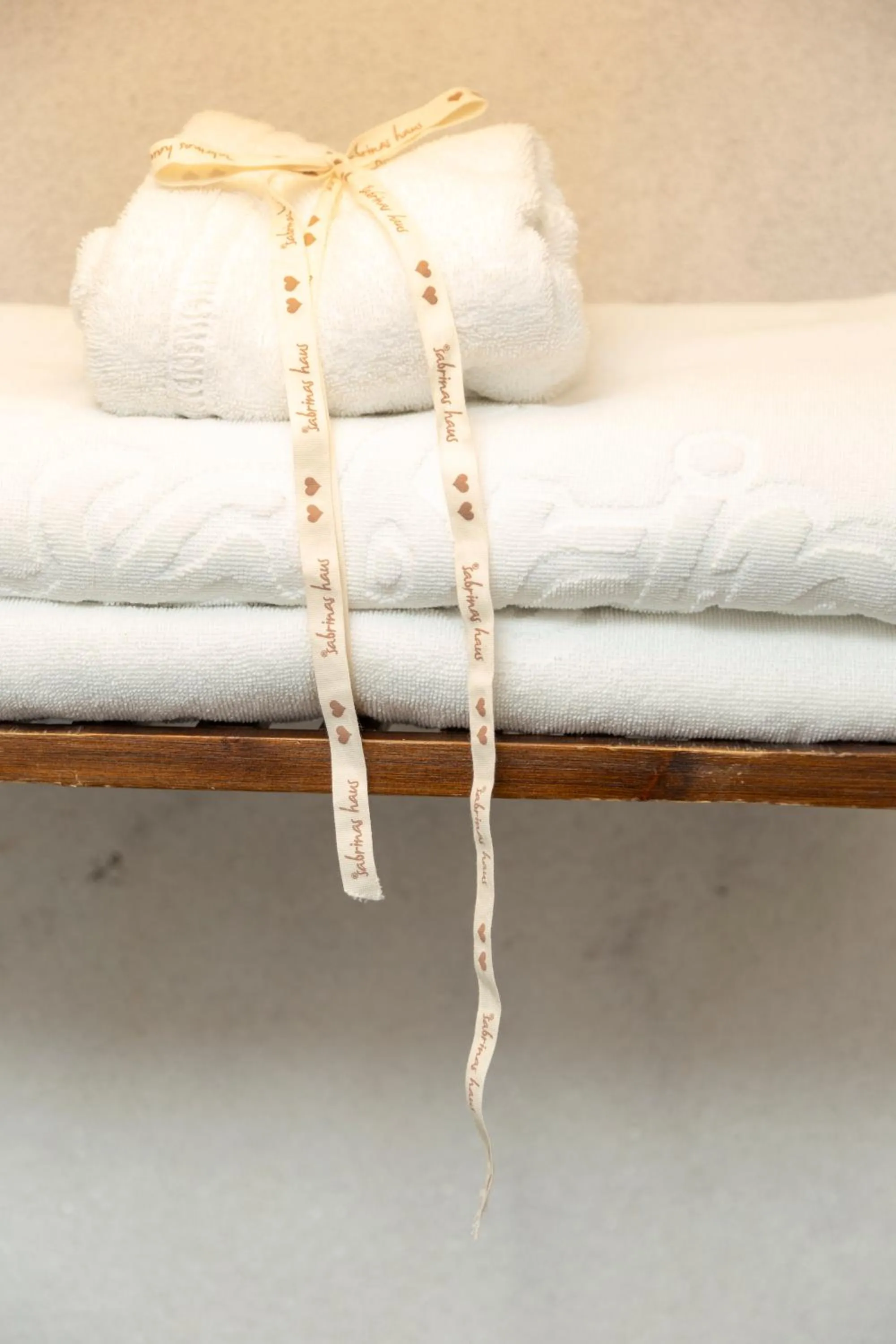 Sabrinas Haus - Adult Only +14