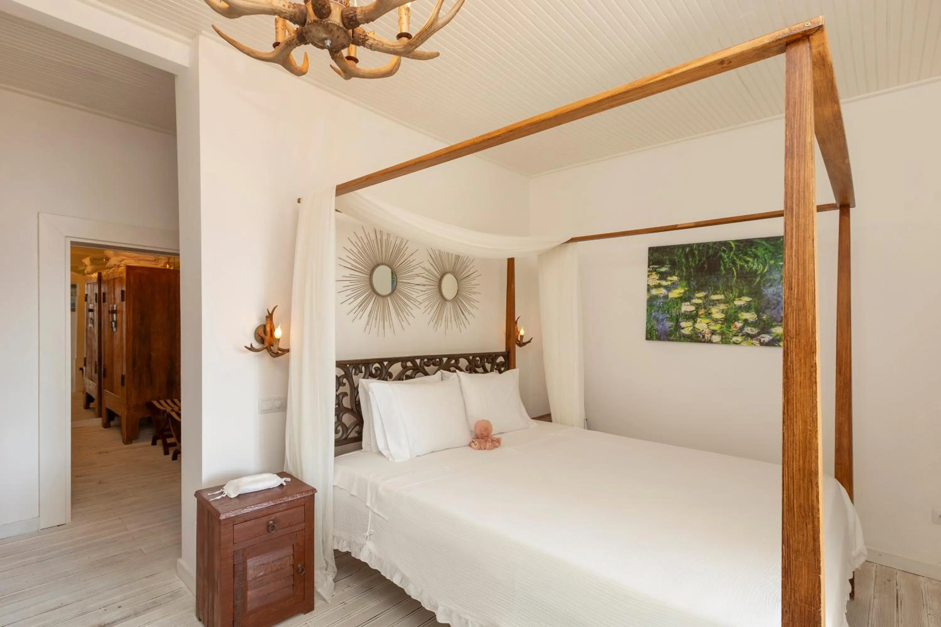 Sabrinas Haus - Adult Only +14