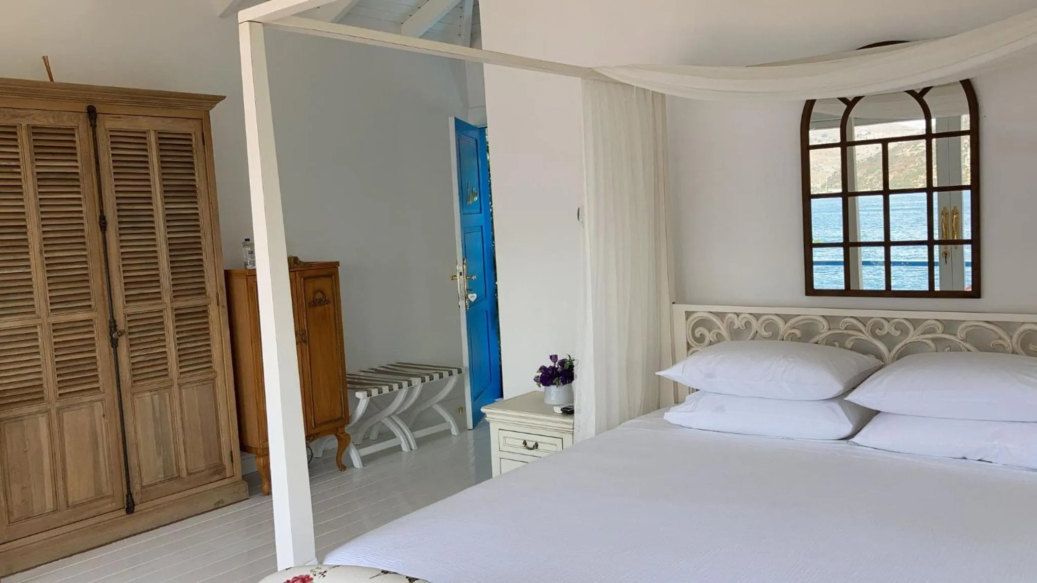 Sabrinas Haus - Adult Only +14