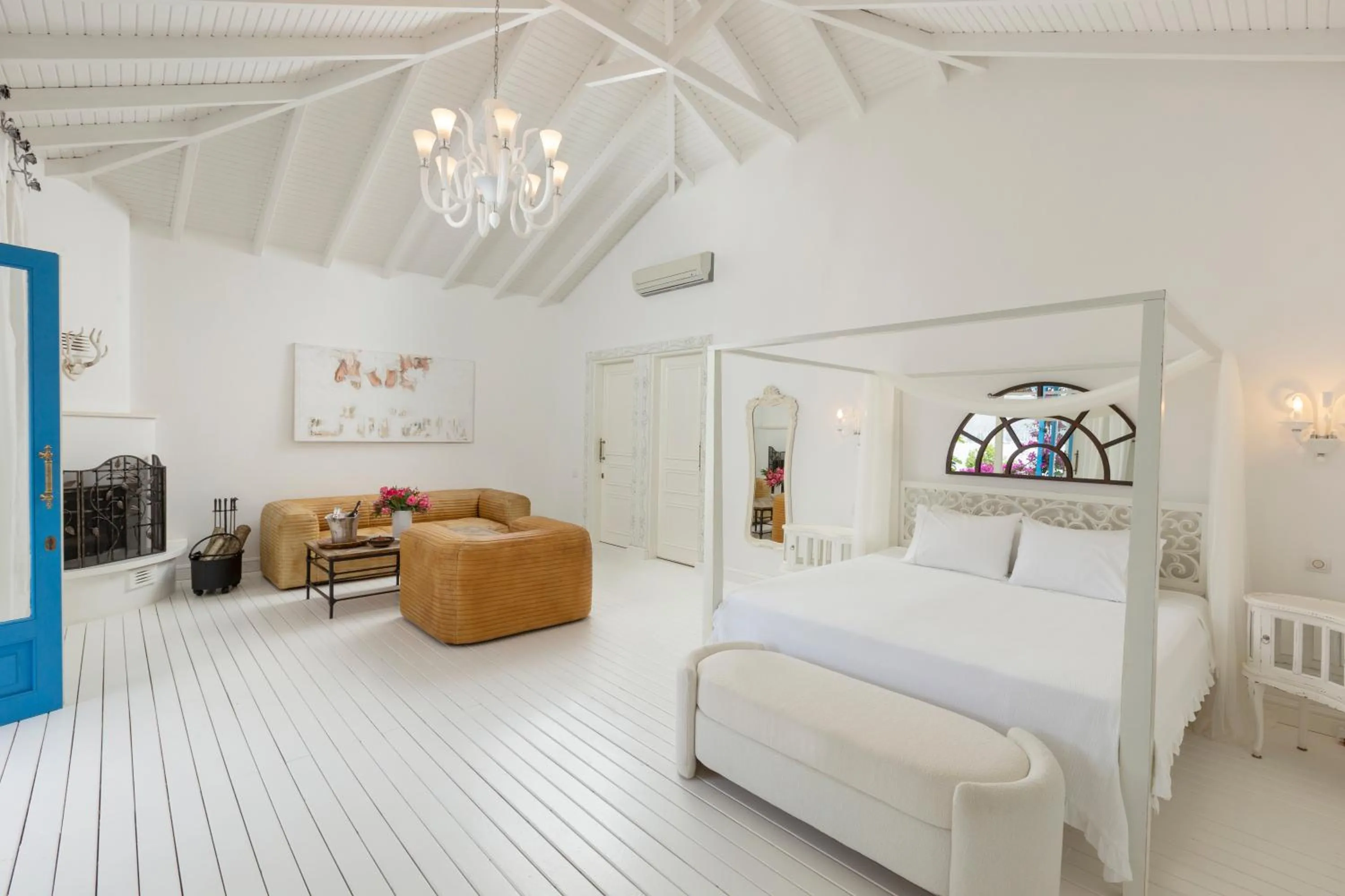 Sabrinas Haus - Adult Only +14