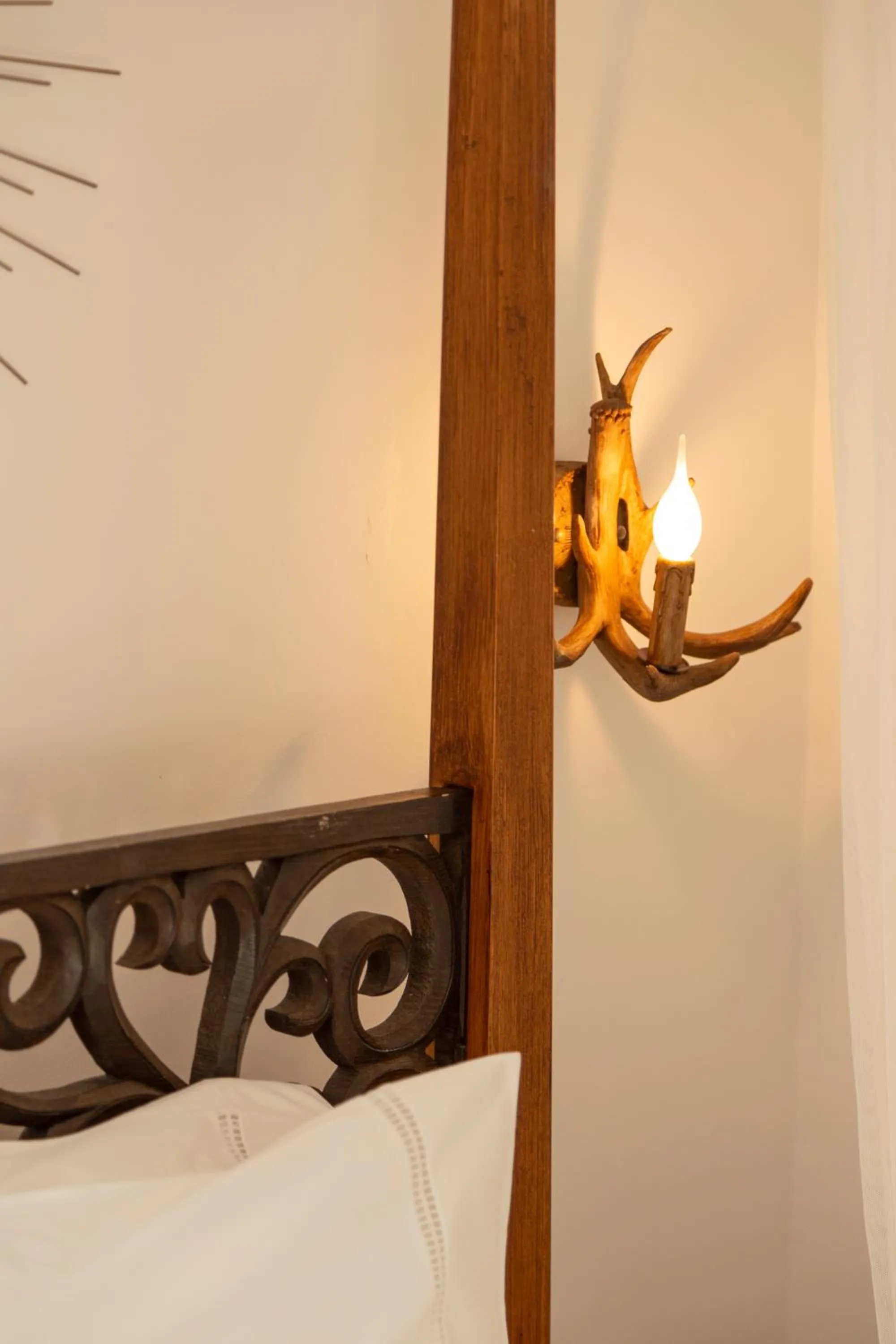 Sabrinas Haus - Adult Only +14