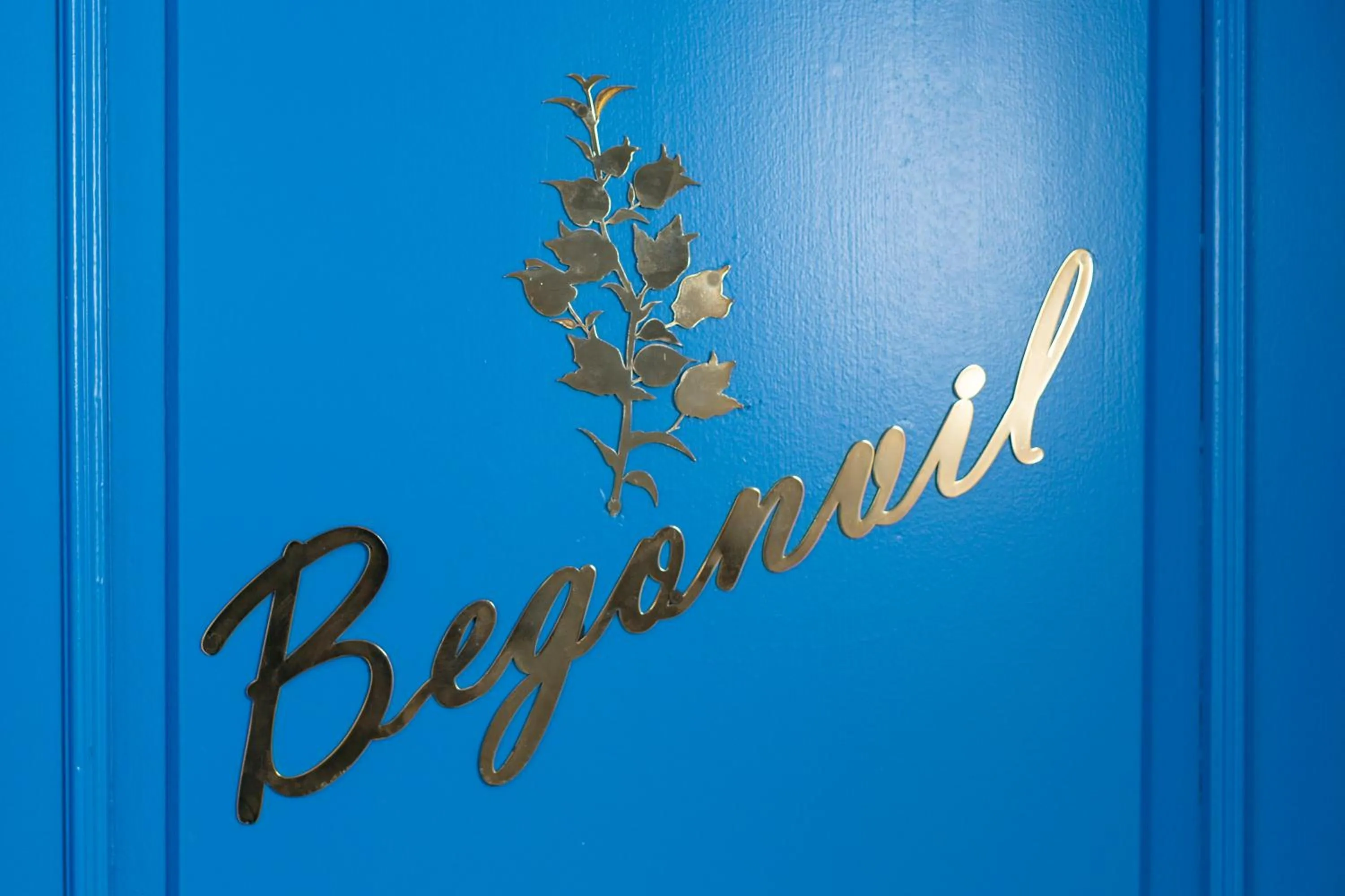 Sabrinas Haus - Adult Only +14