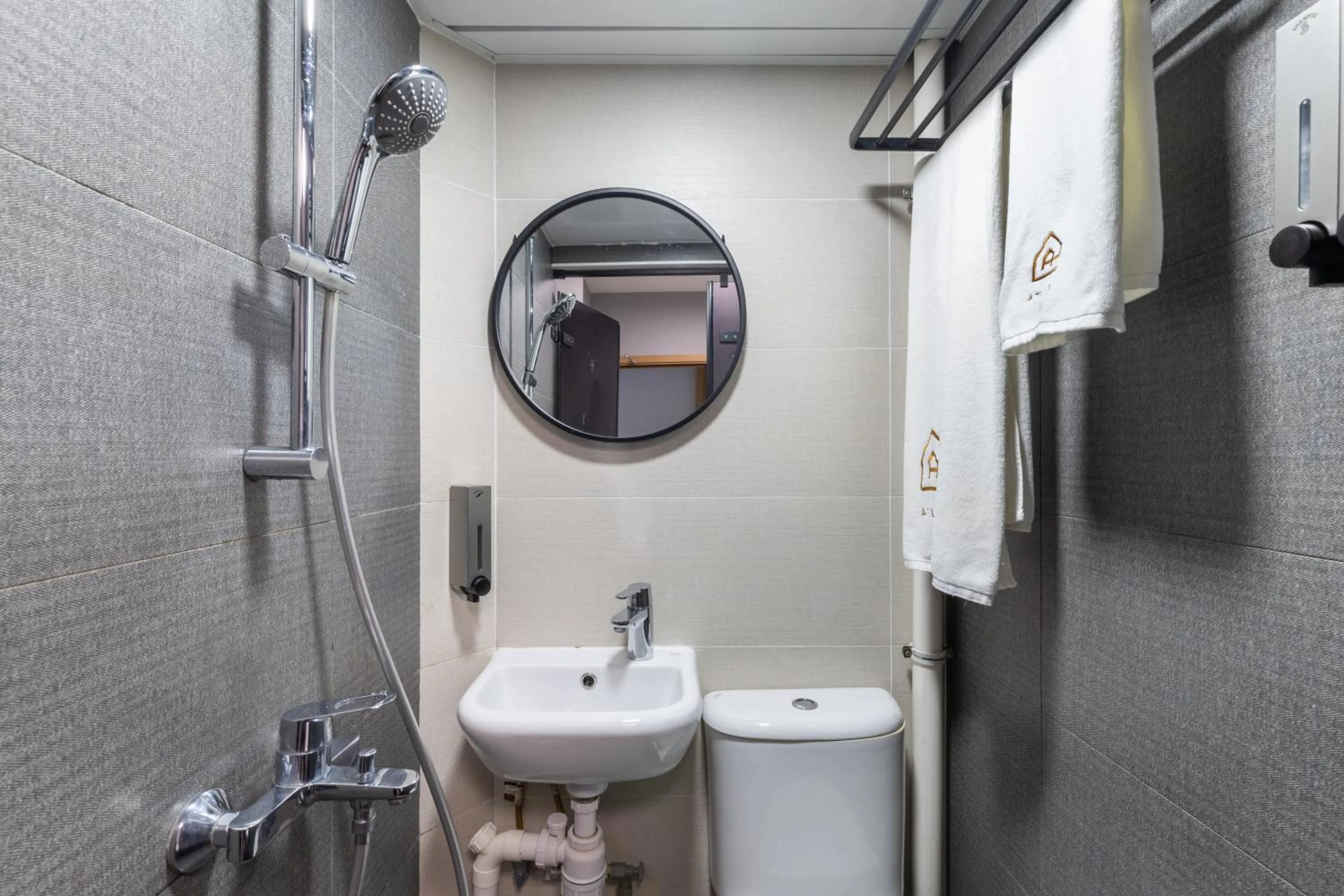 Bathroom in Atlas Hostel & Backpackers
