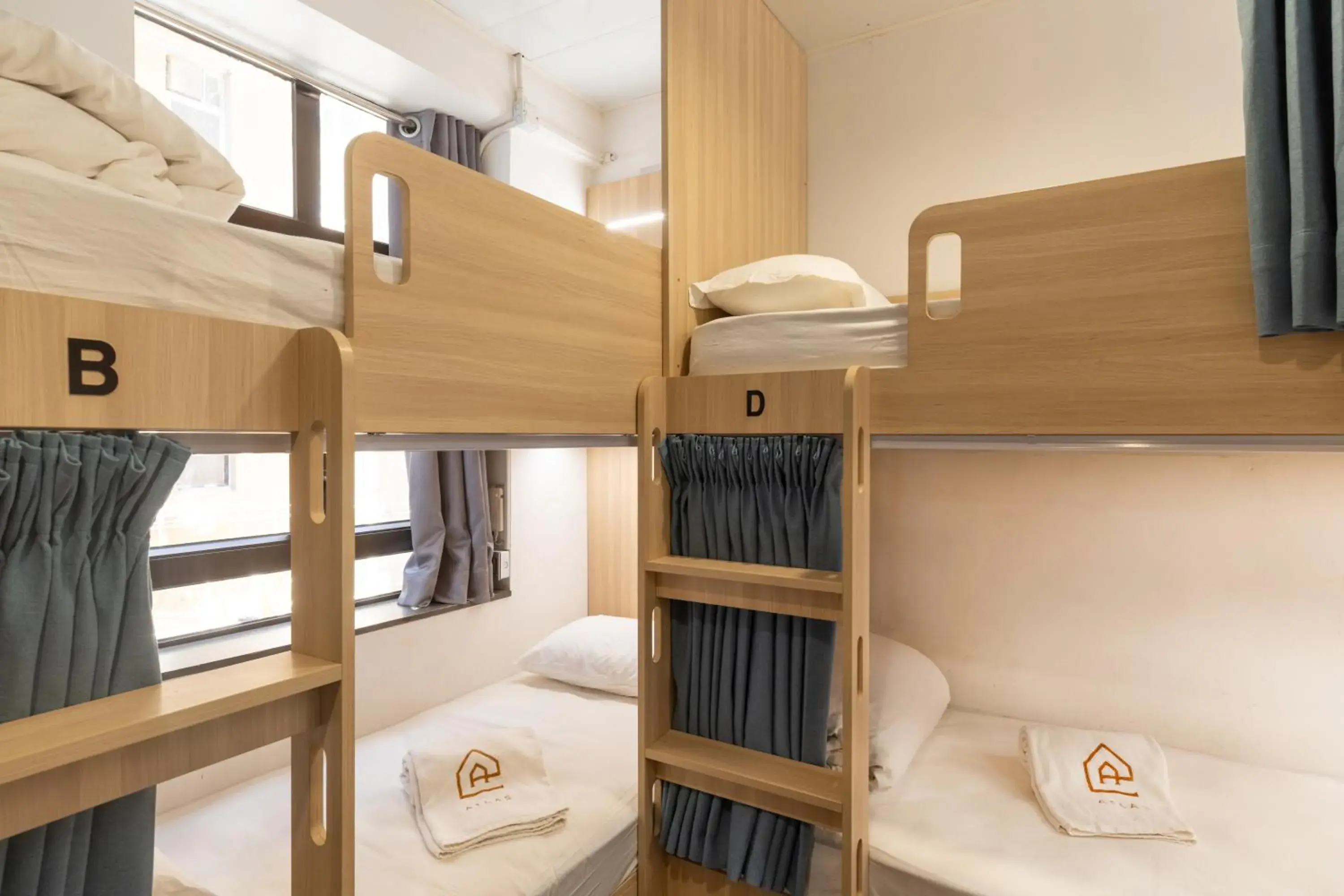 Bed in 6-Bed Mixed Dormitory Room in Atlas Hostel & Backpackers Bed in 6-Bed Mixed Dormitory Room in Atlas Hostel & Backpackers