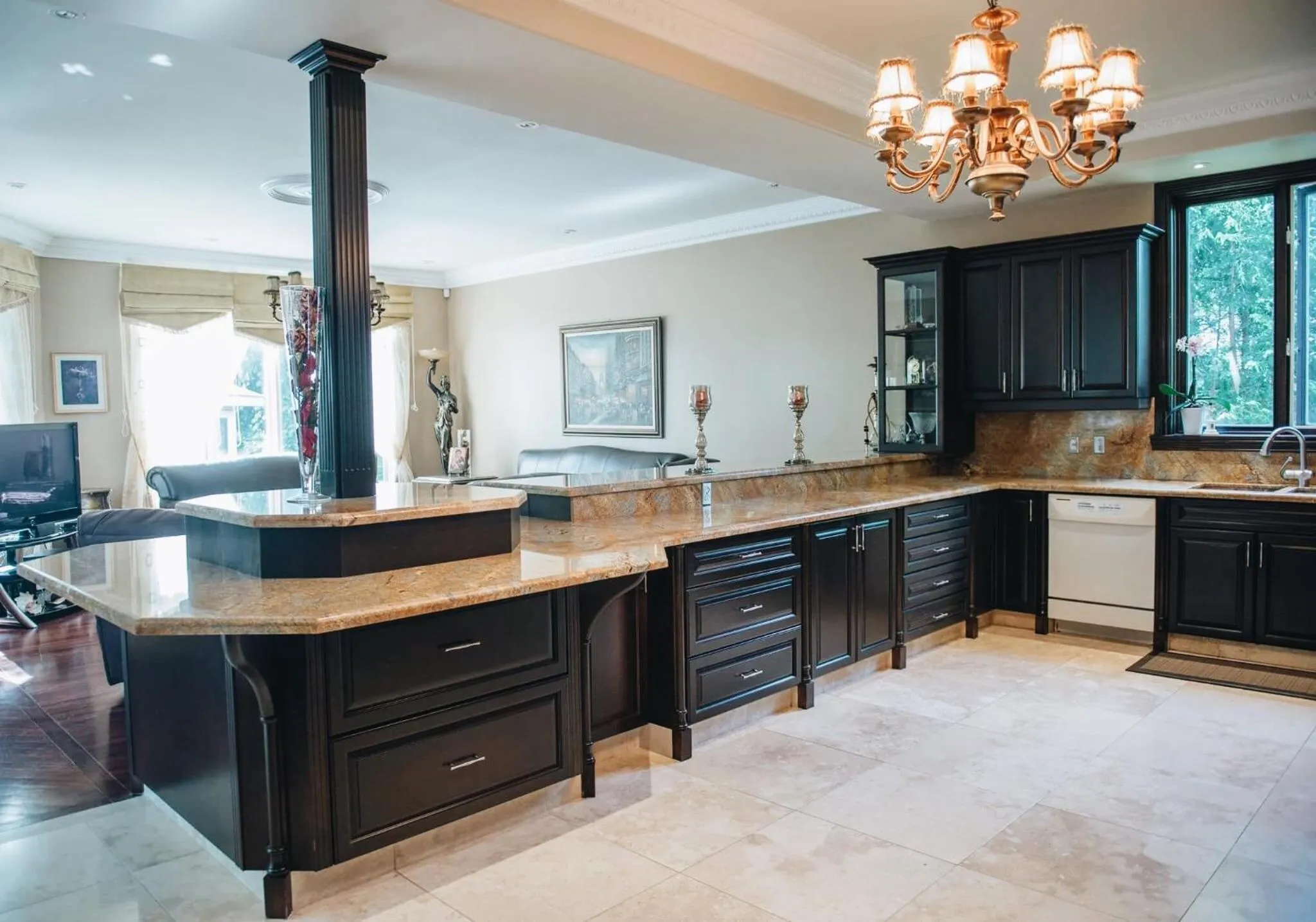 JstLikeHome - Luxury Mansion & Guesthouse