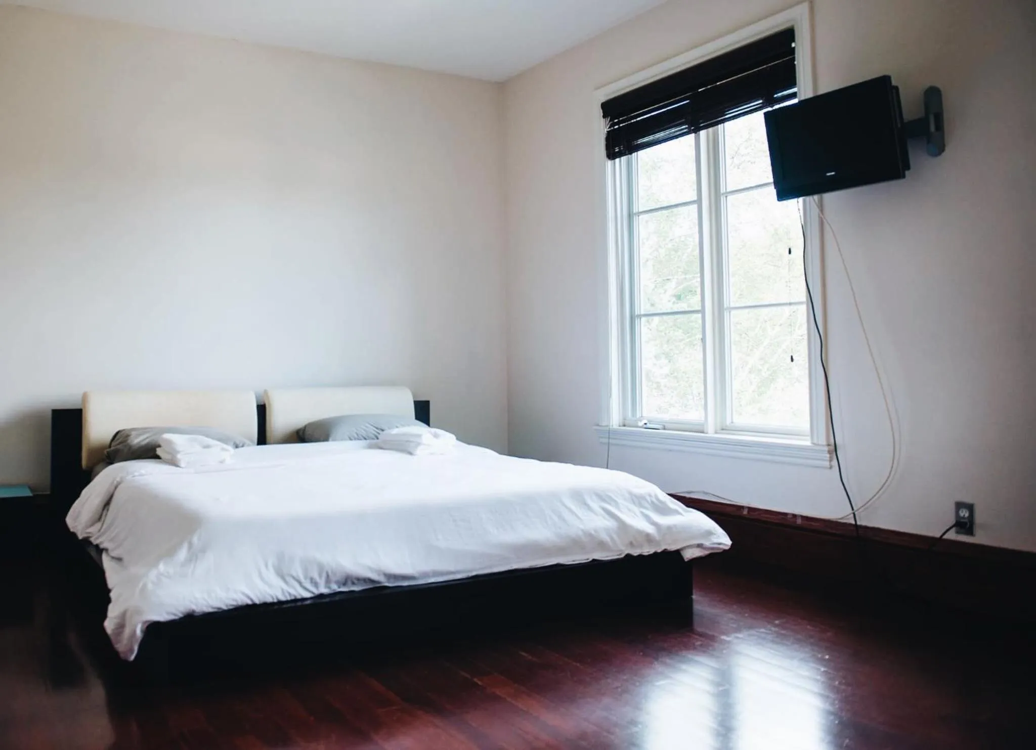 Bed in JstLikeHome - Luxury Mansion & Guesthouse