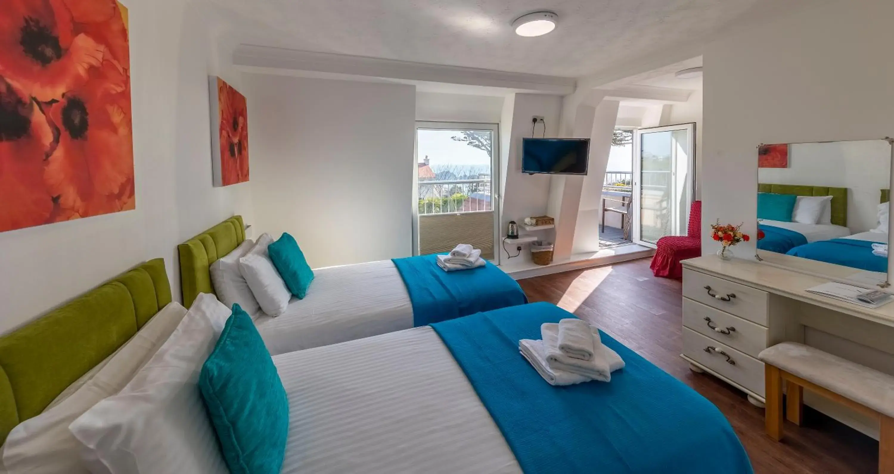 Superior Twin Room in Saints Bay Hotel Superior Twin Room in Saints Bay Hotel