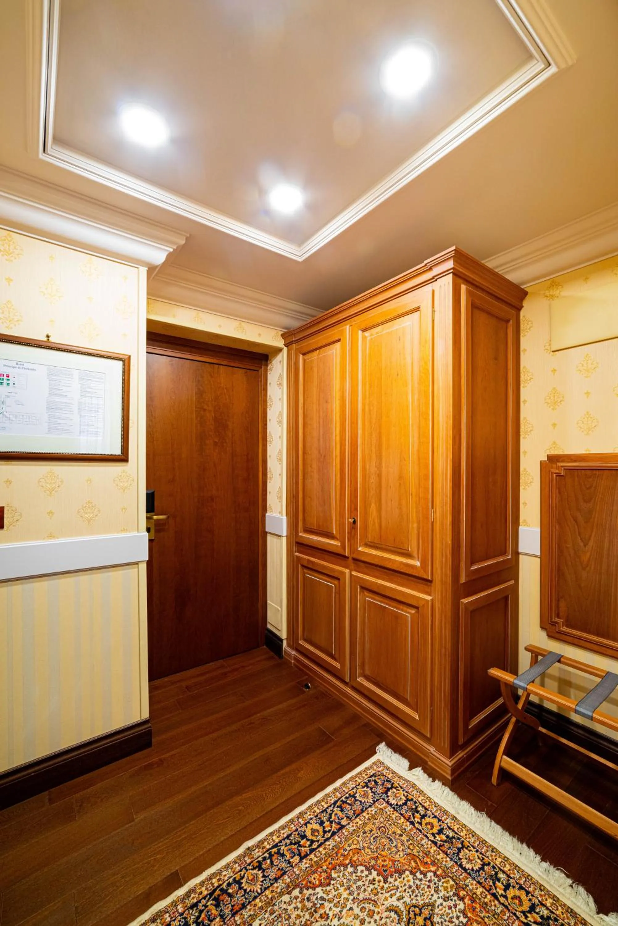 Bedroom in Phi Hotel Principe