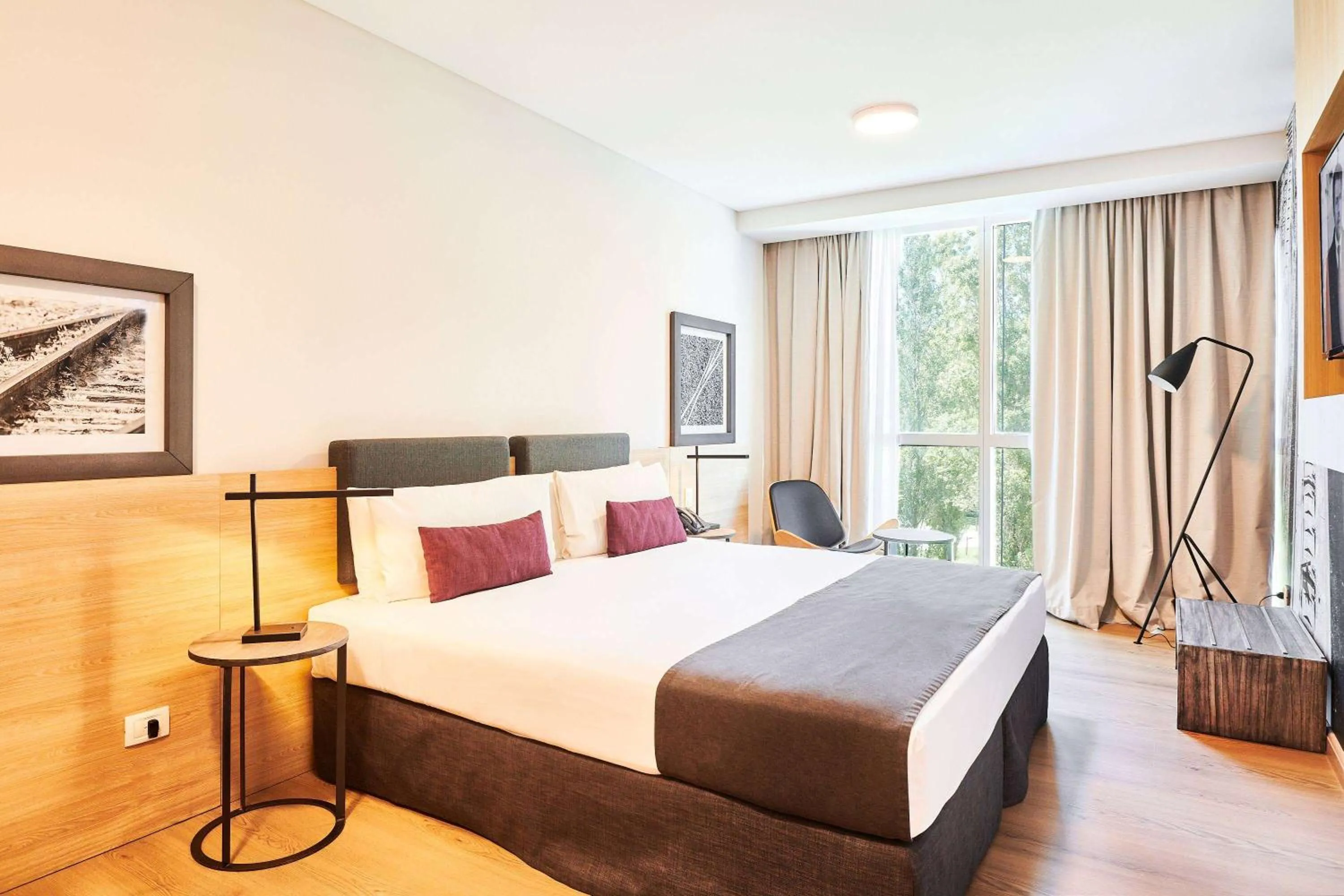 Photo of the whole room, Bed in Dazzler by Wyndham Rosario