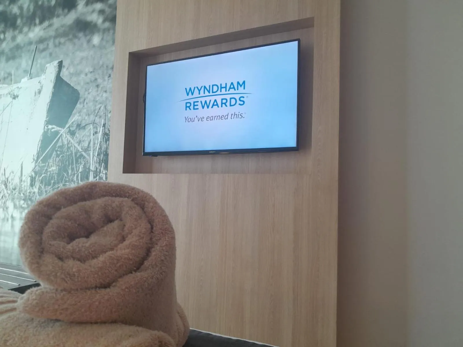 TV and multimedia in Dazzler by Wyndham Rosario