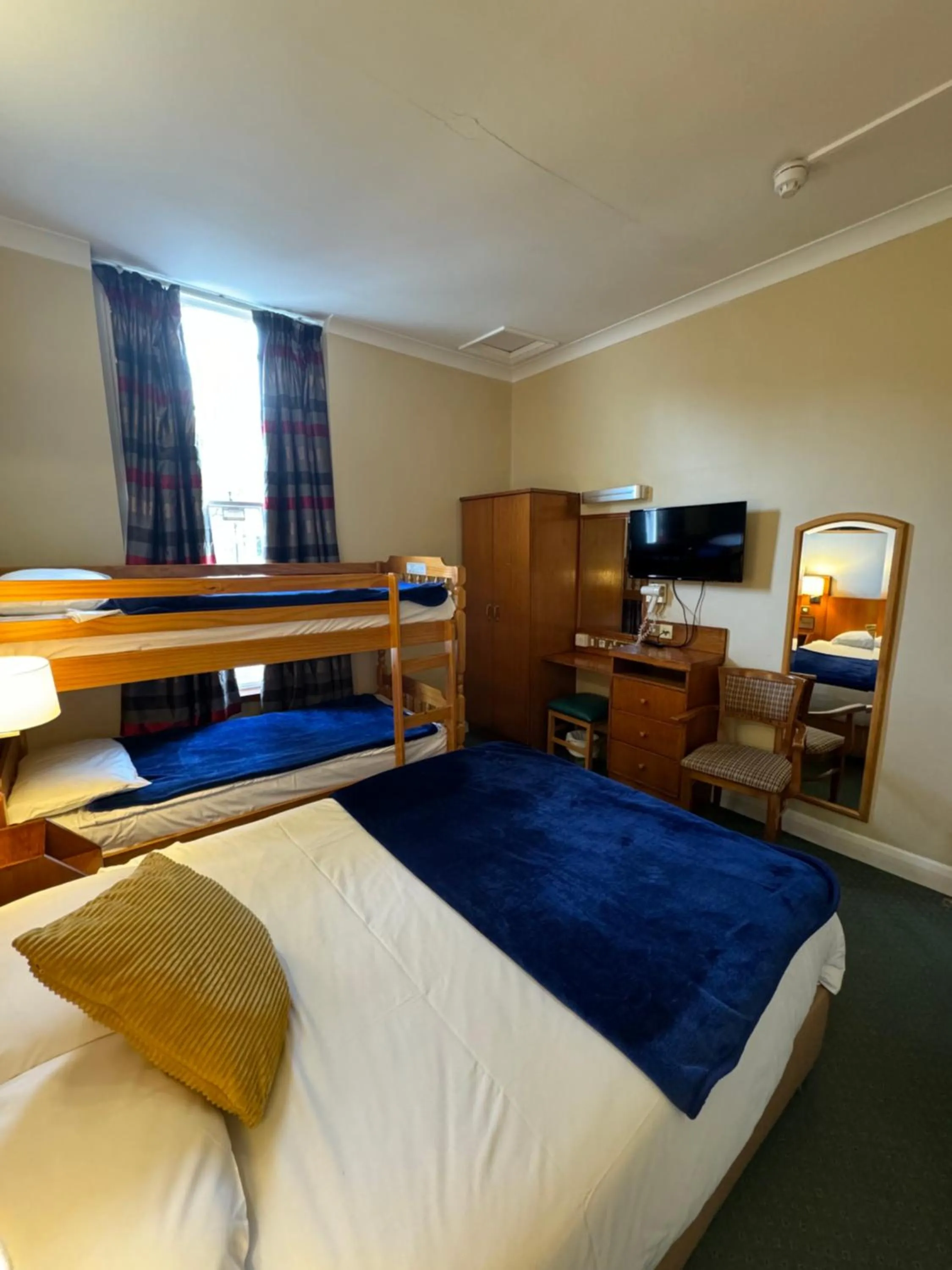 Bed in The Beverley House Hotel