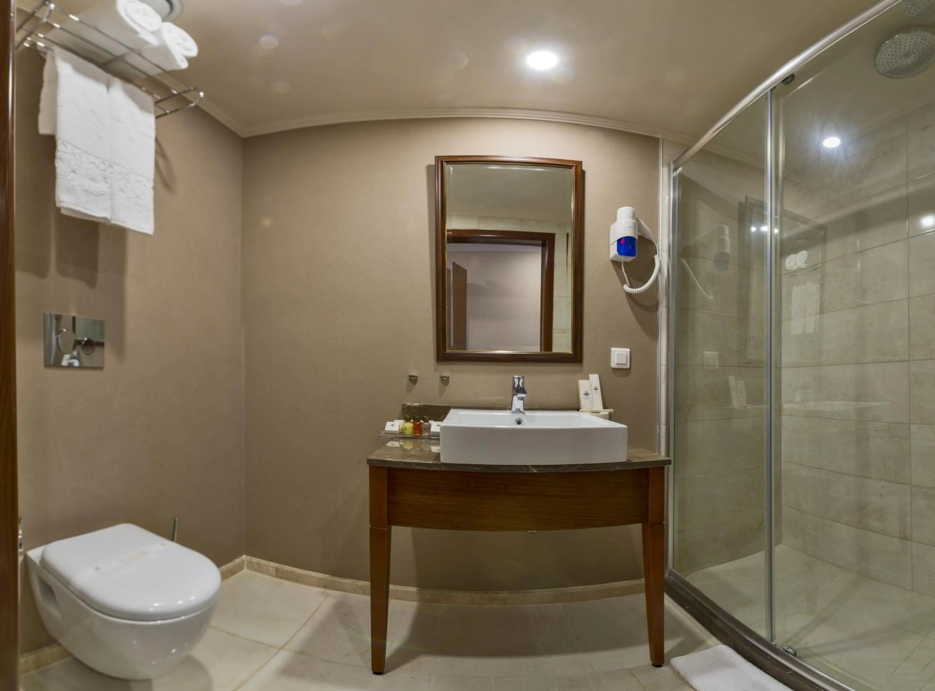 Shower in Bekdas Hotel Deluxe & Spa