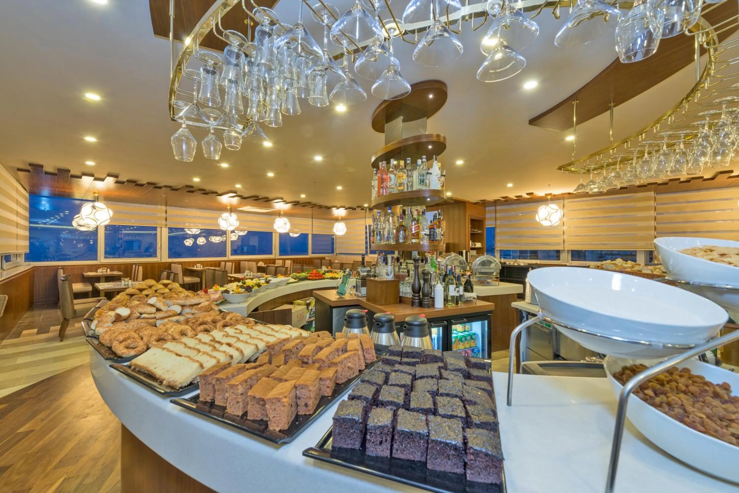 Restaurant/places to eat in Bekdas Hotel Deluxe & Spa