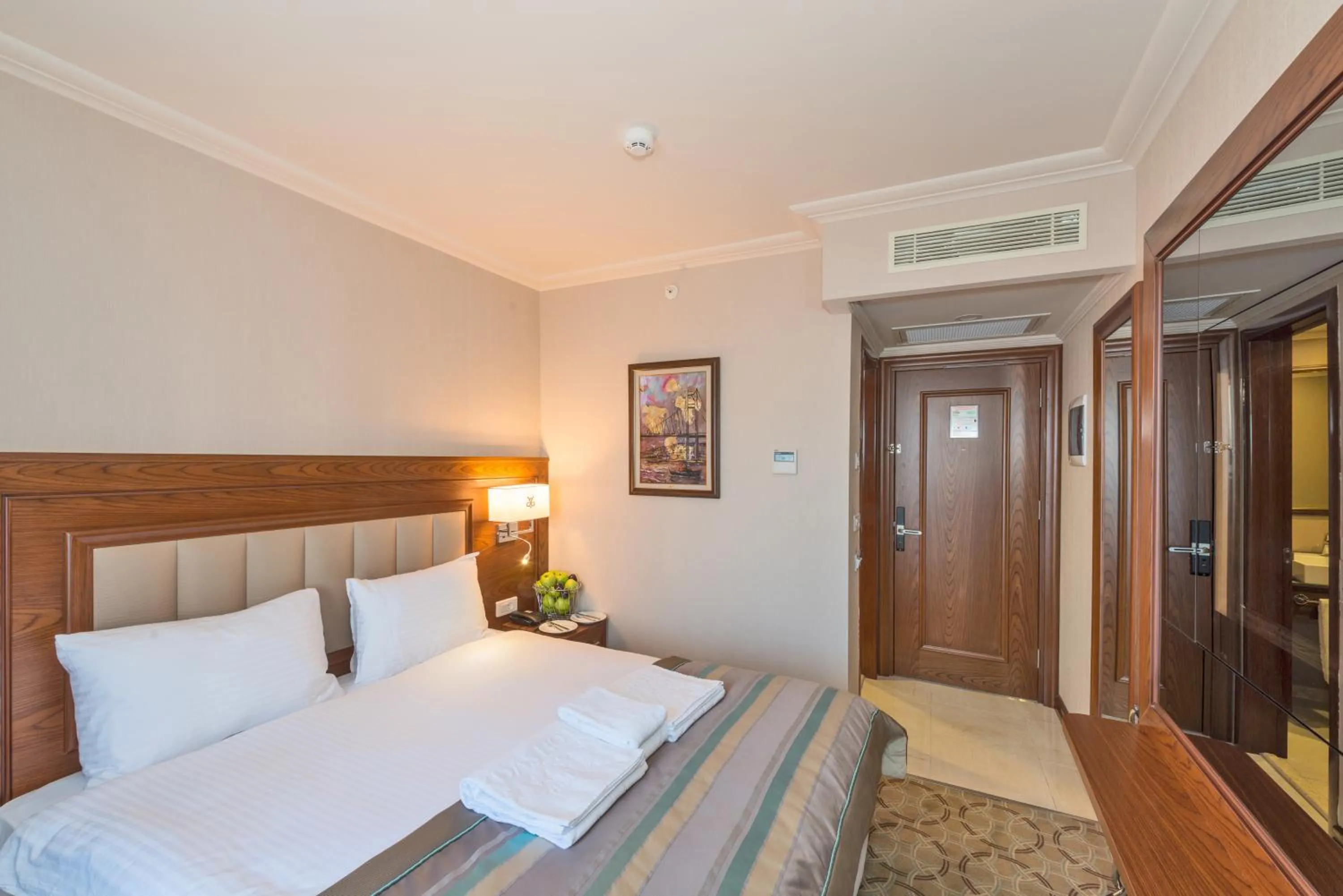 Bed in Bekdas Hotel Deluxe & Spa