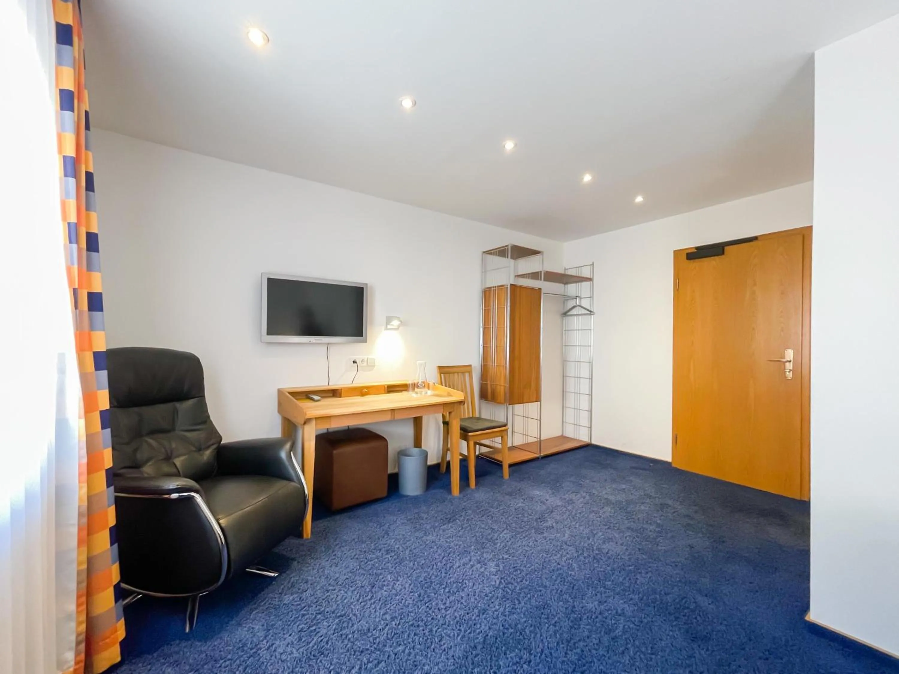 TV and multimedia in Ott's Hotel Weinwirtschaft & Biergarten Weil am Rhein/Basel