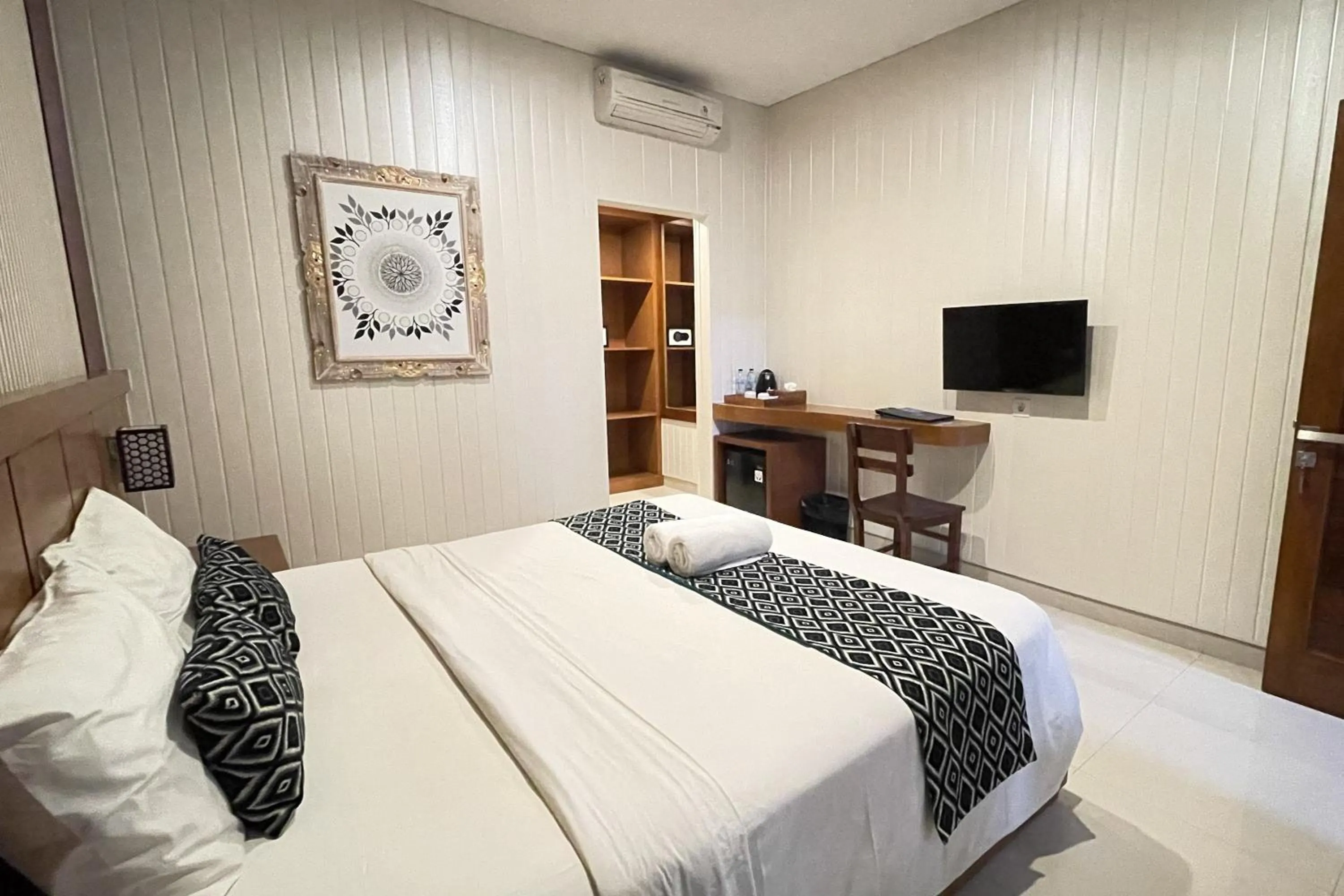 Bed in Singgah Hotel Seminyak