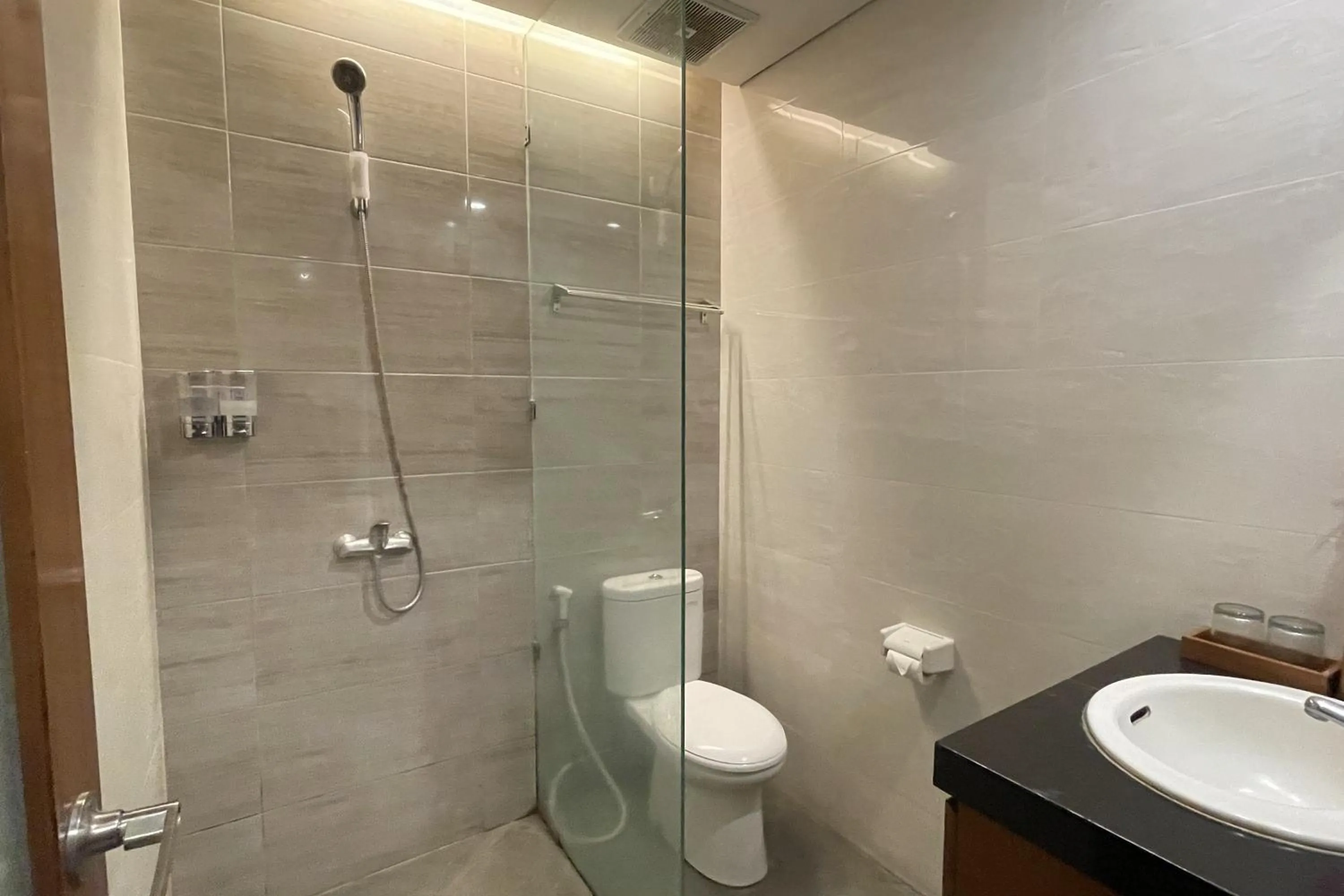 Toilet in Singgah Hotel Seminyak