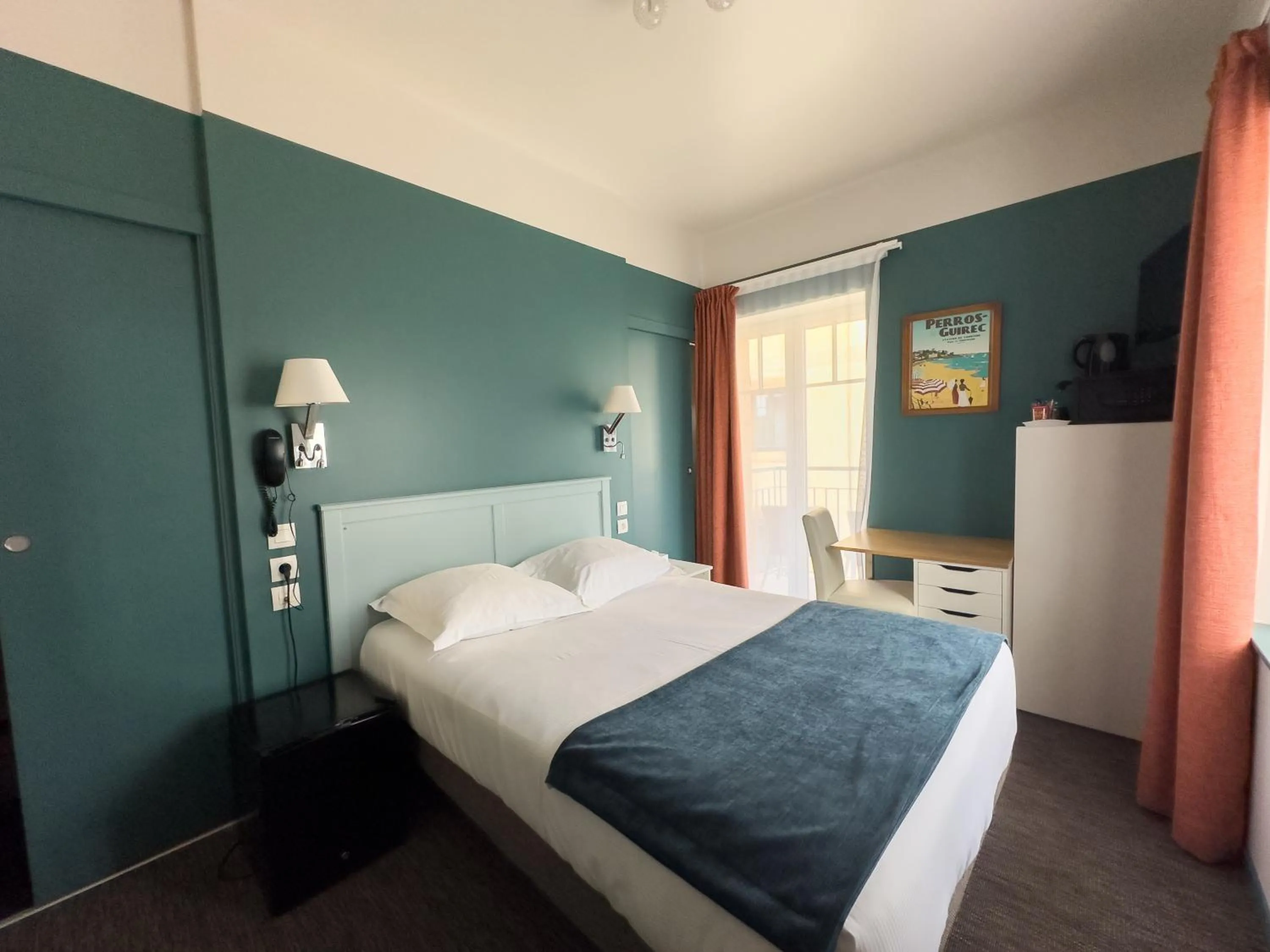 Photo of the whole room, Bed in Logis Hôtel Ker Mor