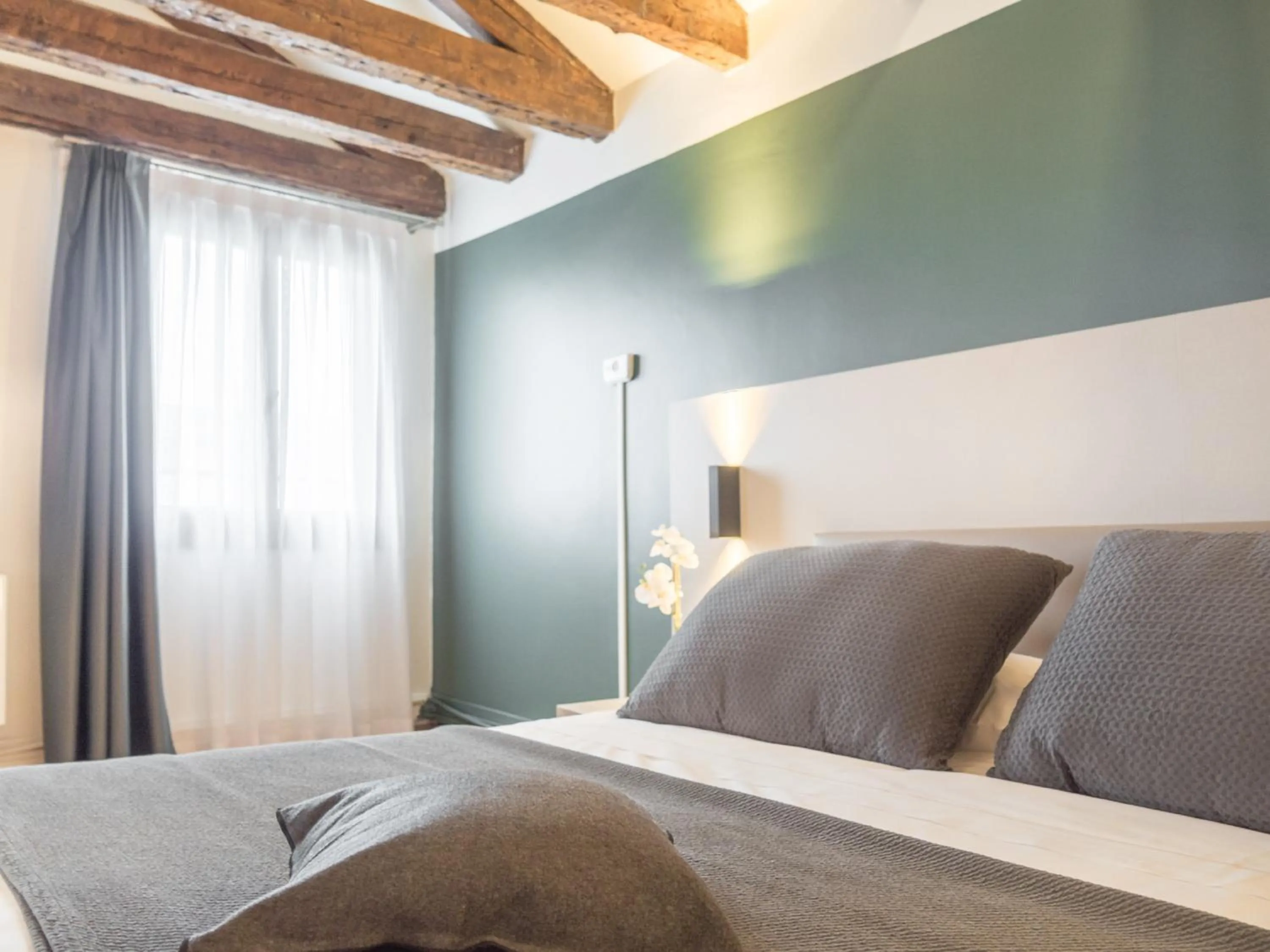 Bedroom, Bed in Grand Canal Suite by Wonderful Italy