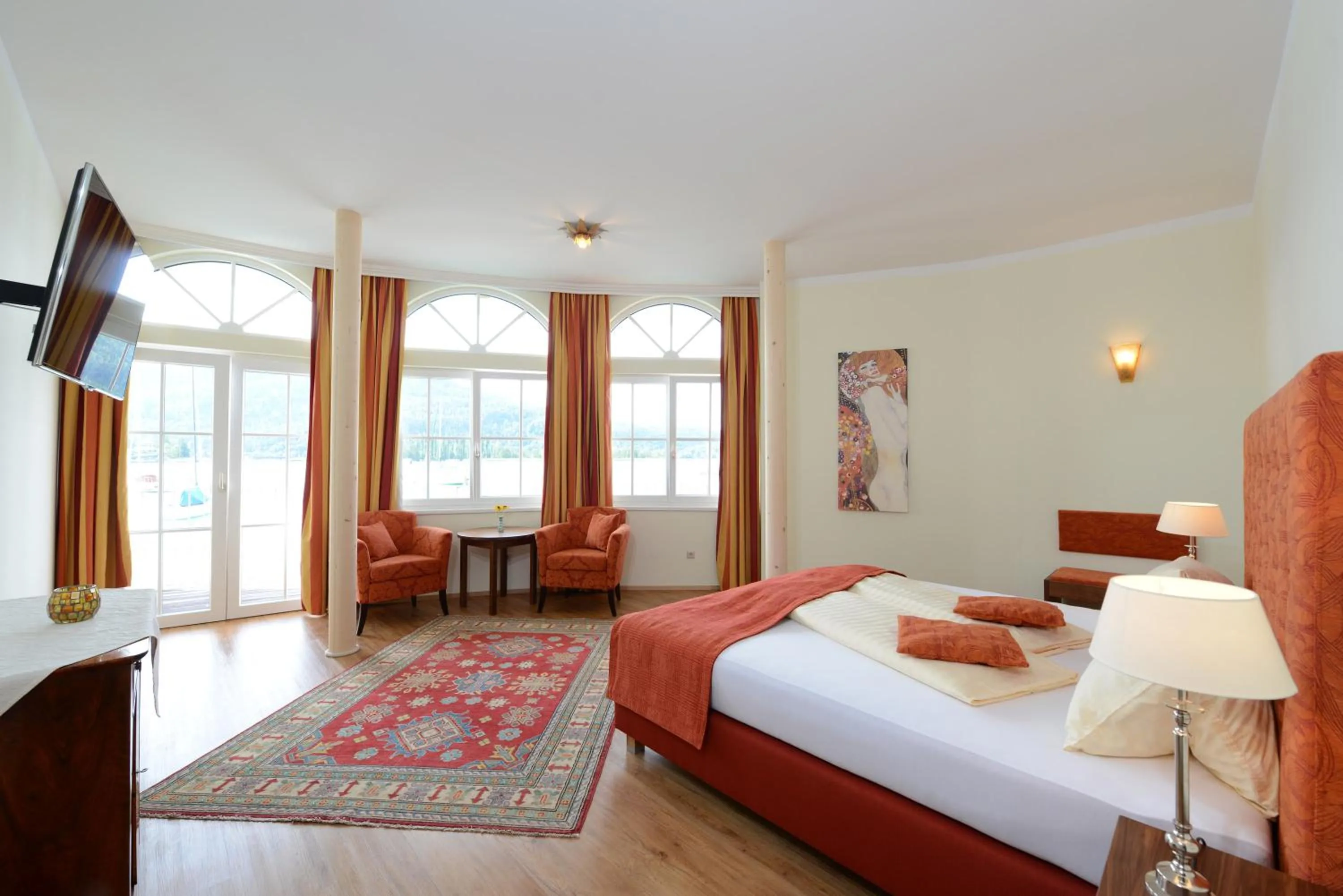 Bed in Seehotel Astoria