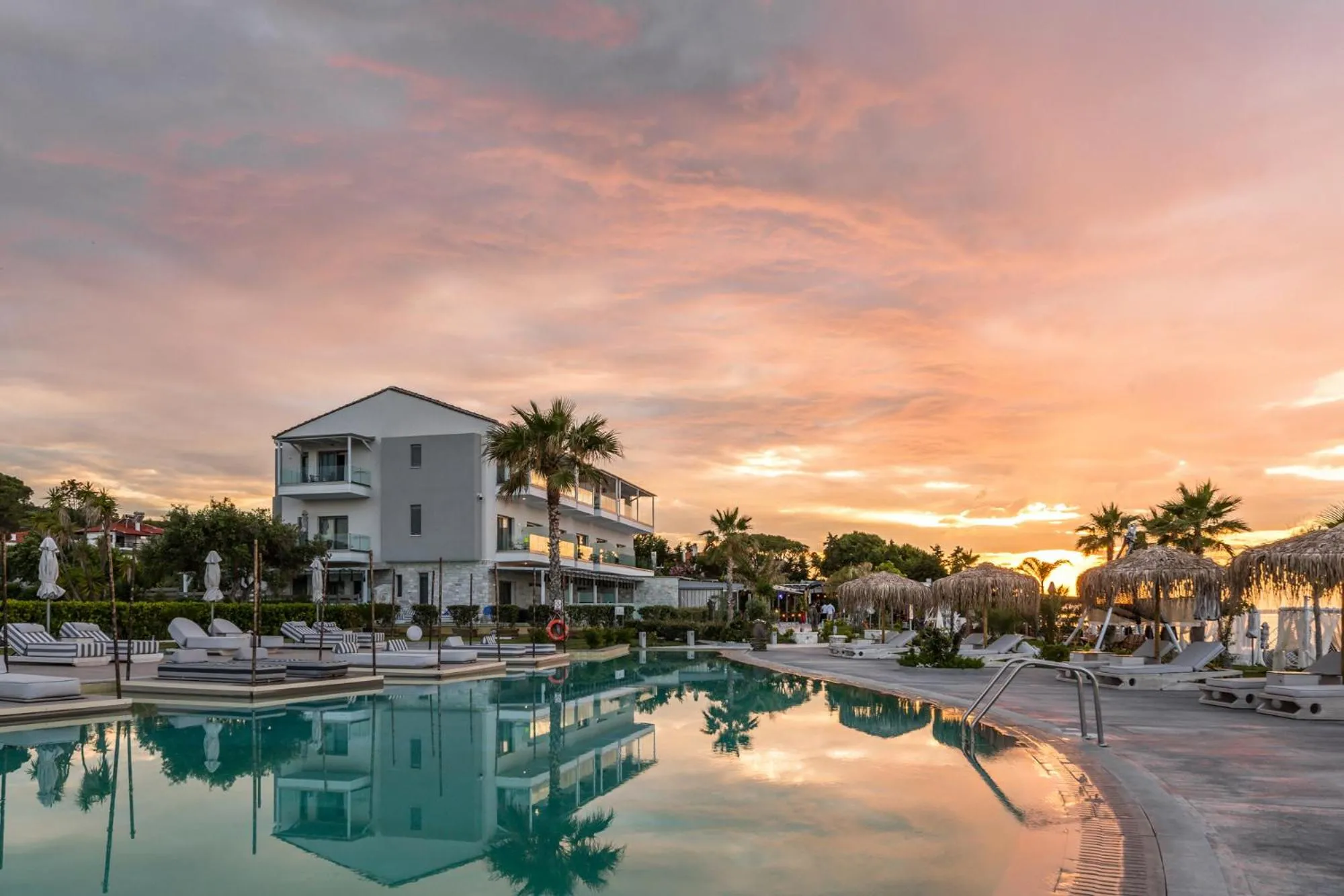 Swimming pool in Blue Carpet Luxury Suites