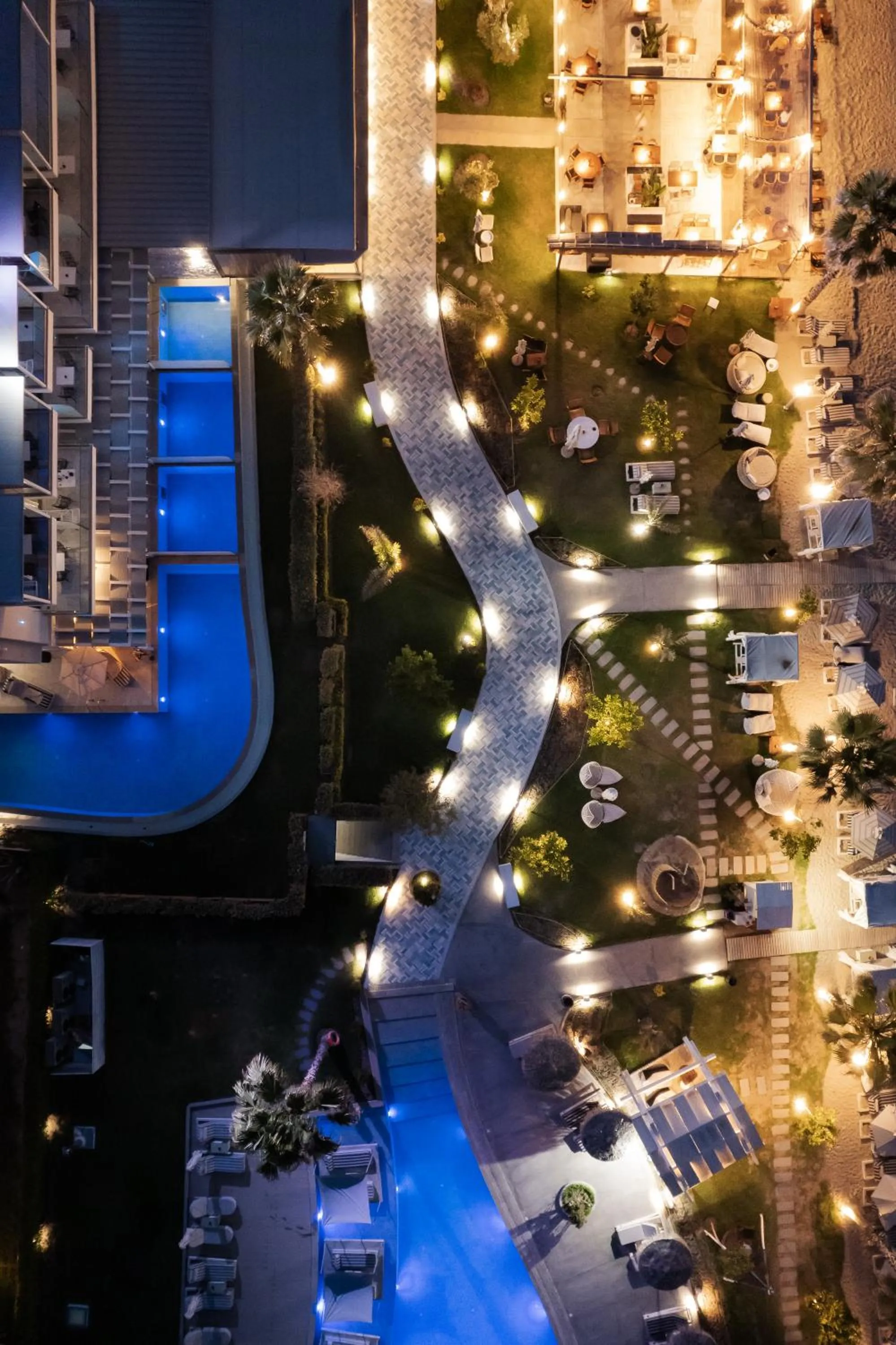 Blue Carpet Luxury Suites