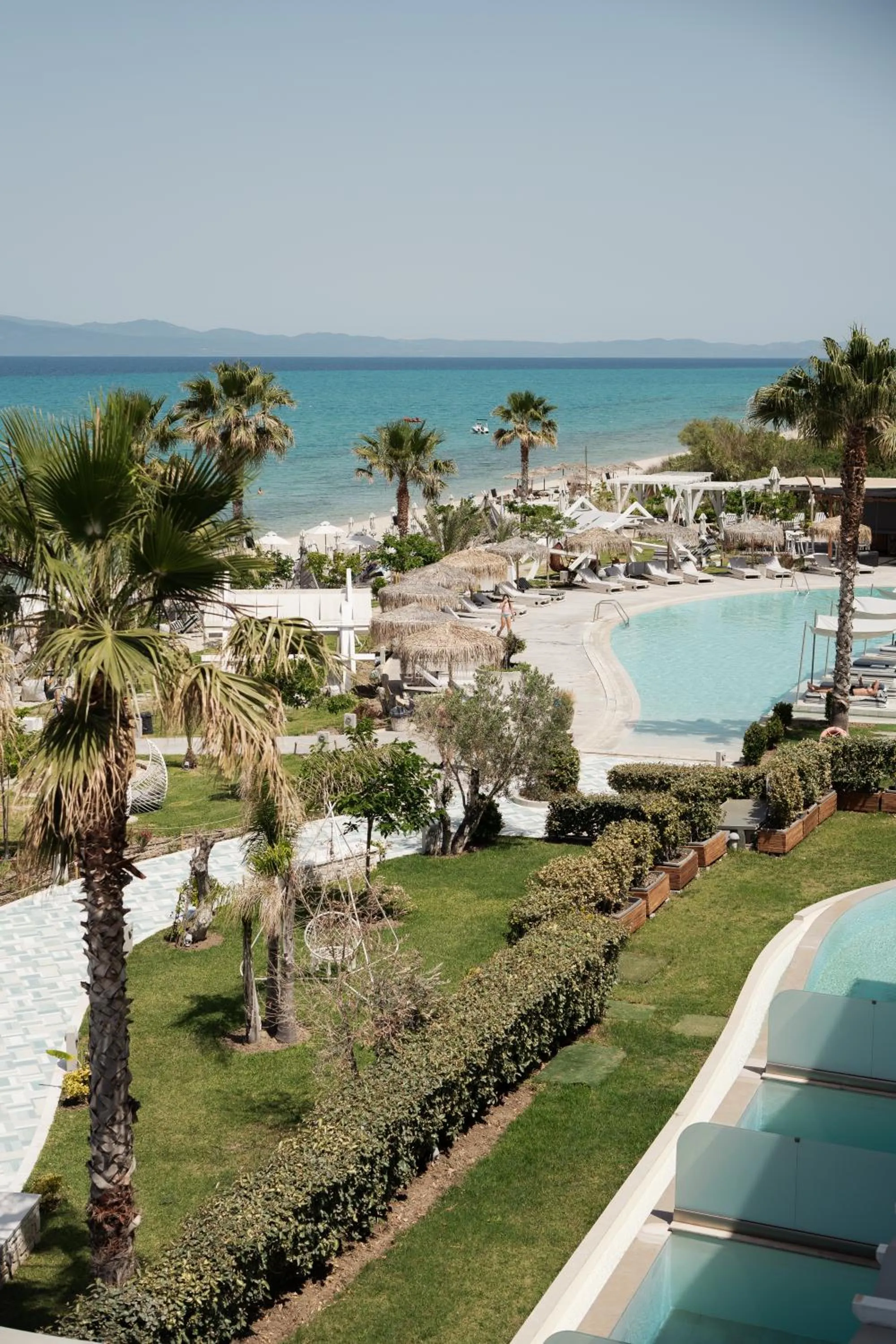 Blue Carpet Luxury Suites