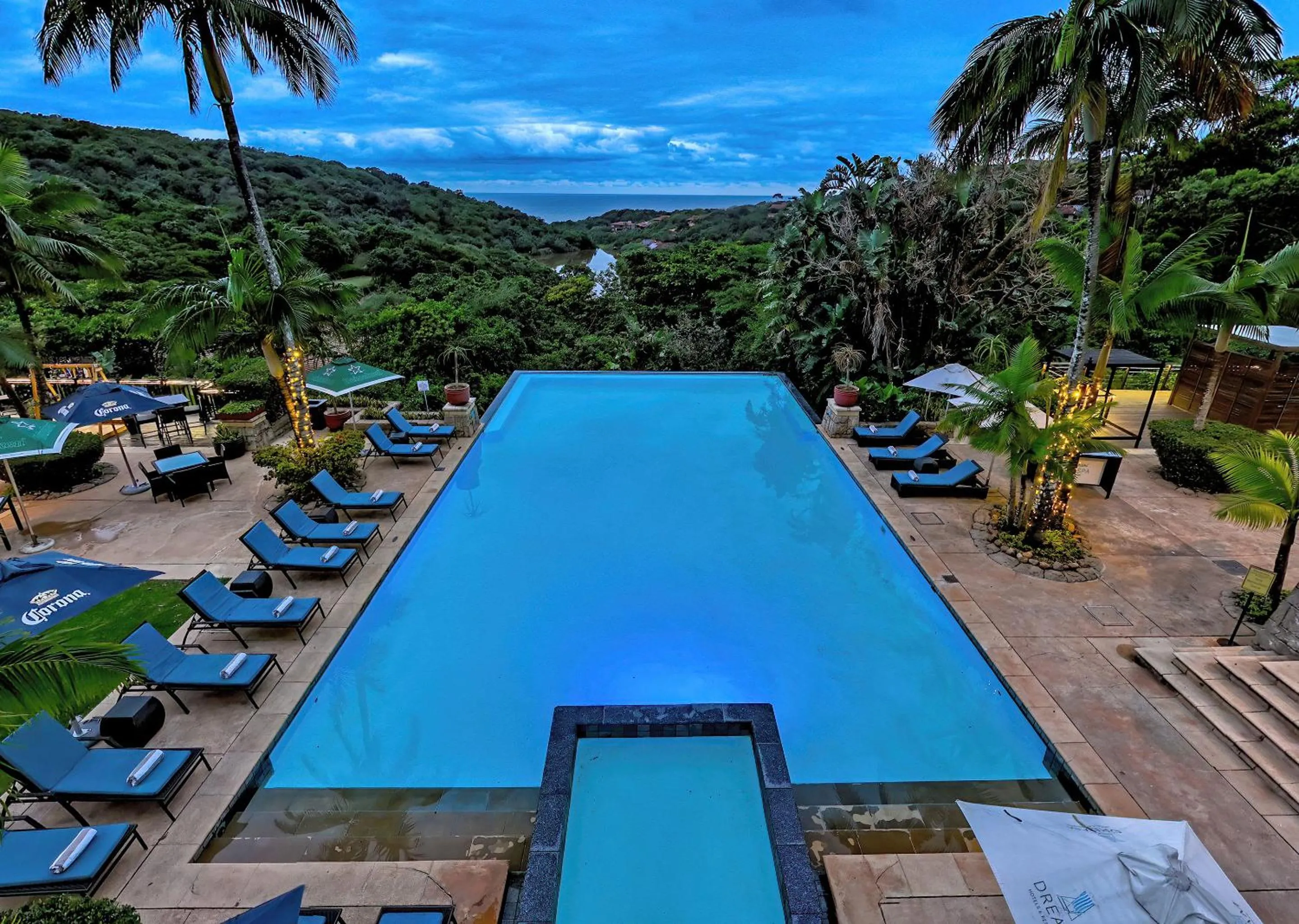 Swimming pool in Zimbali Lodge by Dream Resorts