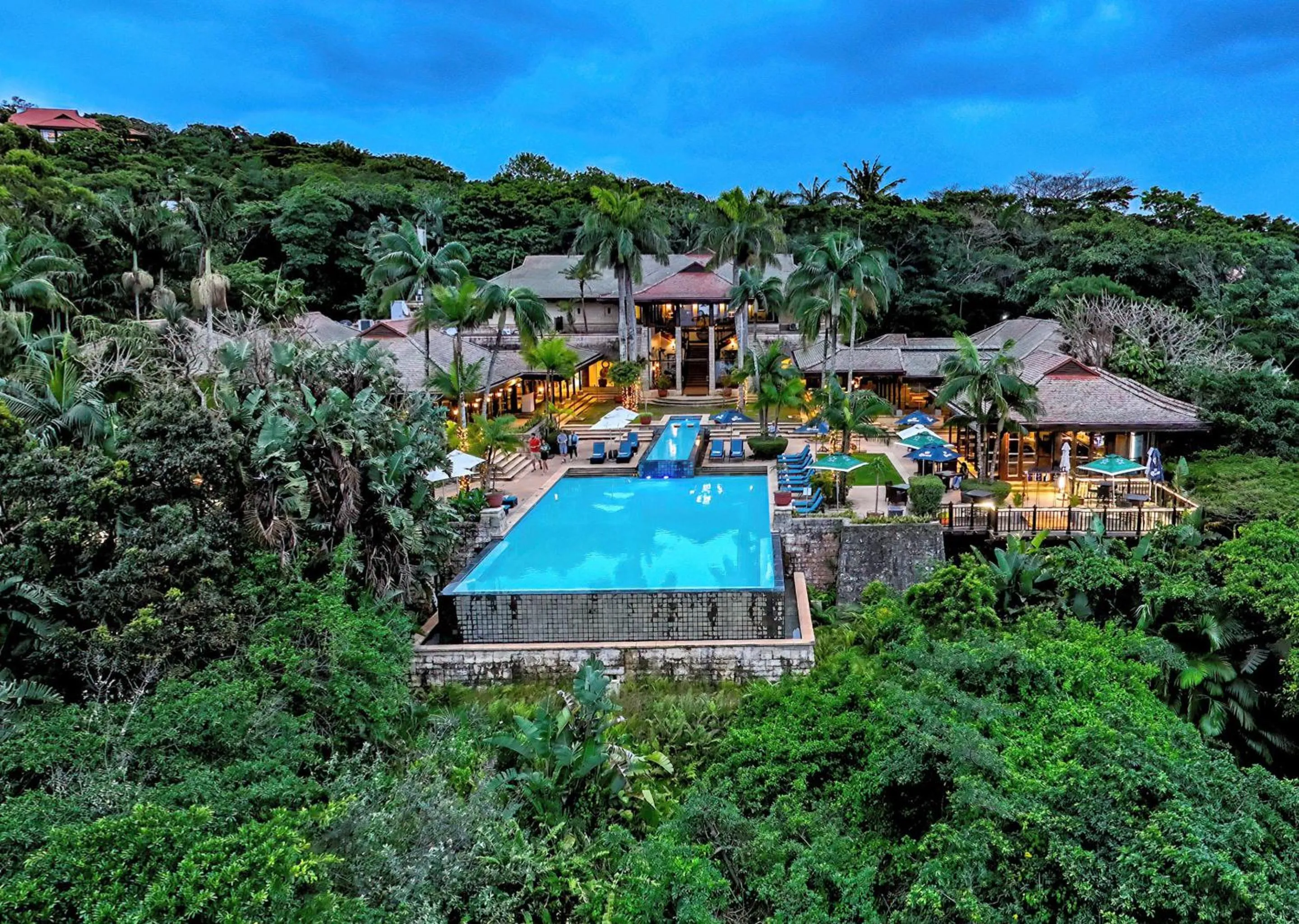 Swimming pool in Zimbali Lodge by Dream Resorts