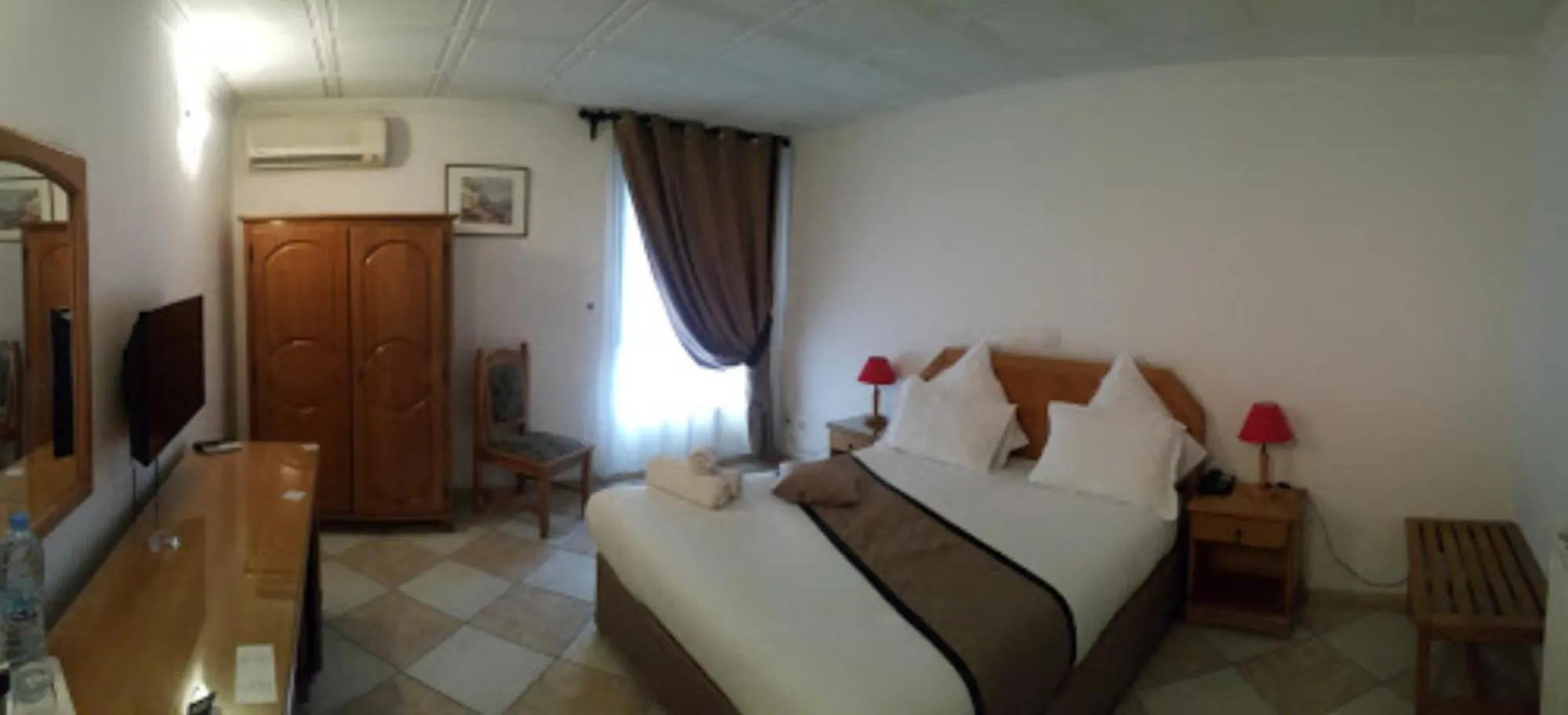 Bed in Hotel El Biar