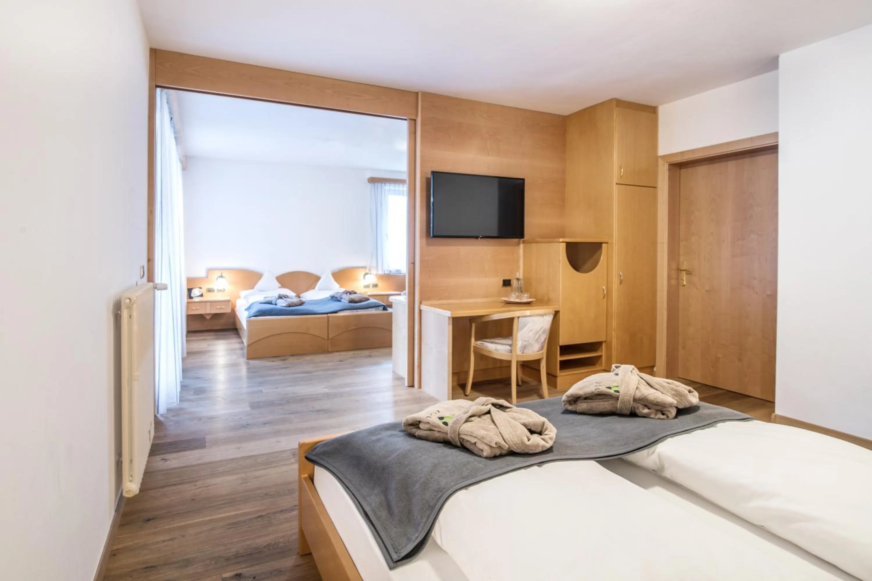 Photo of the whole room, Bed in Sporthotel Zoll