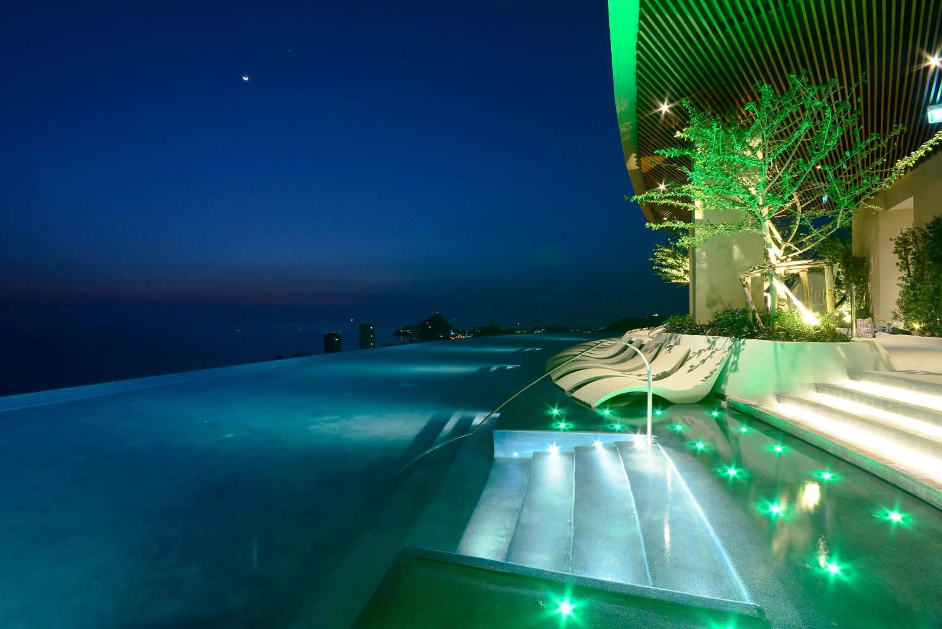 Swimming pool in Holiday Inn Resort Vana Nava Hua Hin by IHG