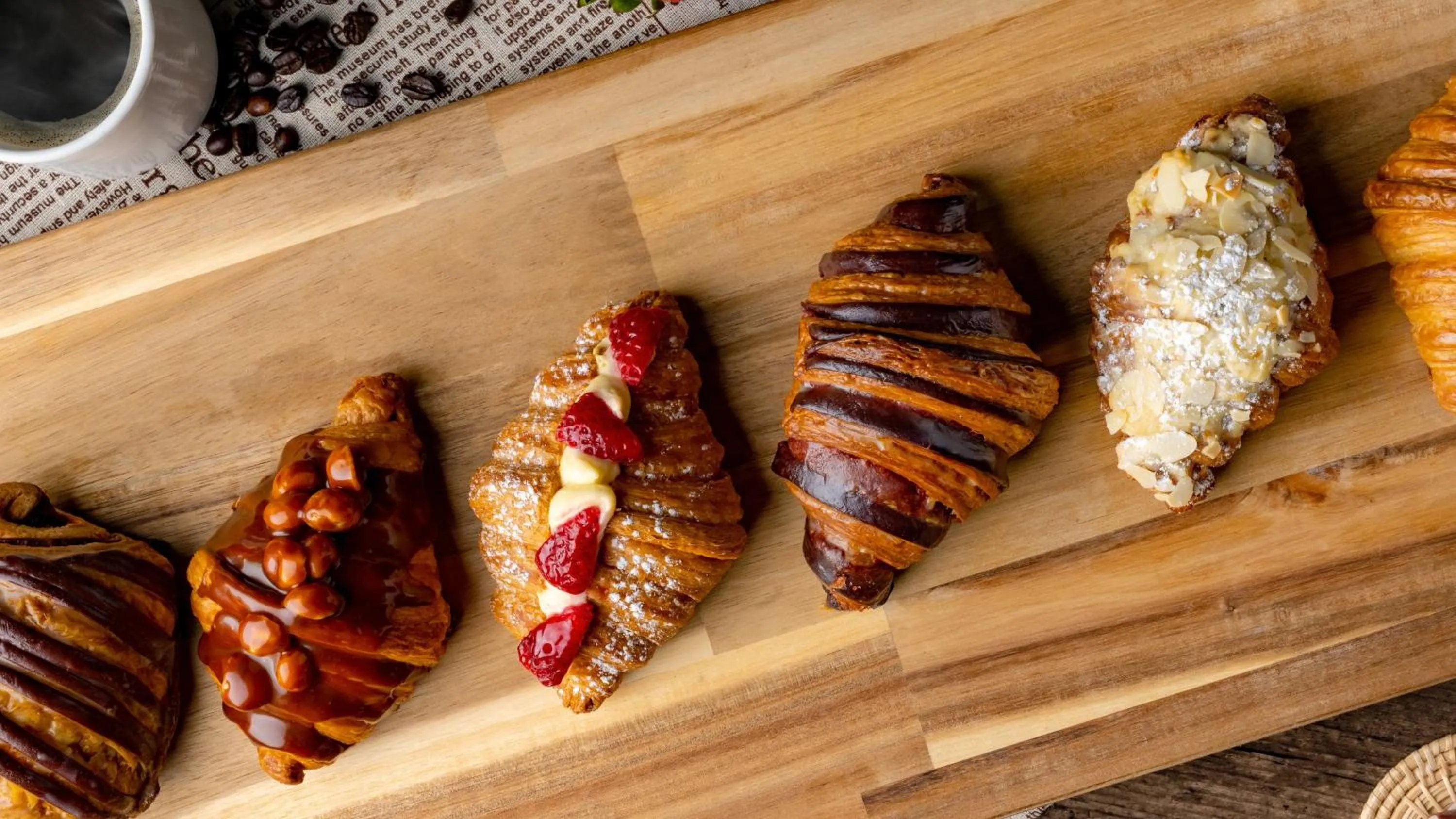 Lounge or bar in Holiday Inn Resort Vana Nava Hua Hin by IHG